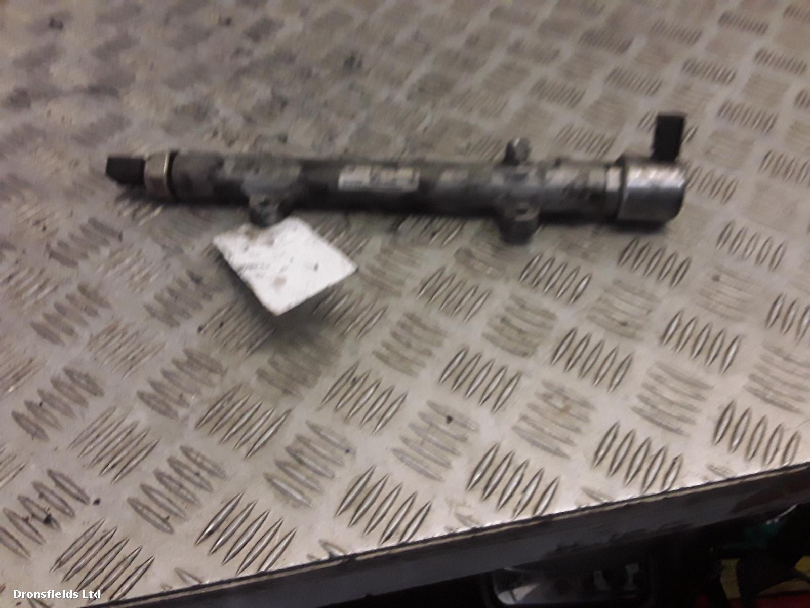 View Auto part Injection Rail Mercedes Sprinter 2016