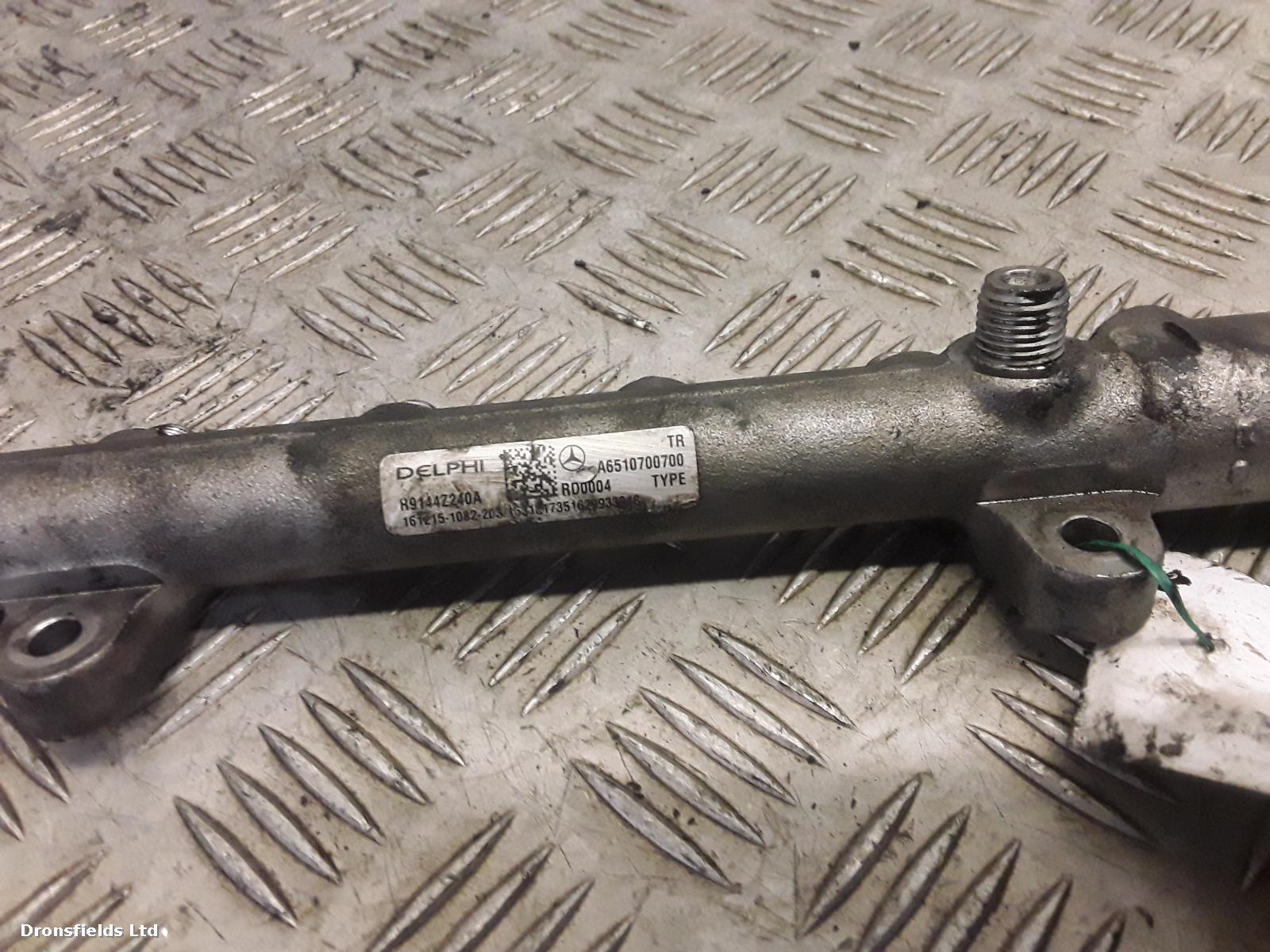 View Auto part Injection Rail Mercedes Sprinter 2016