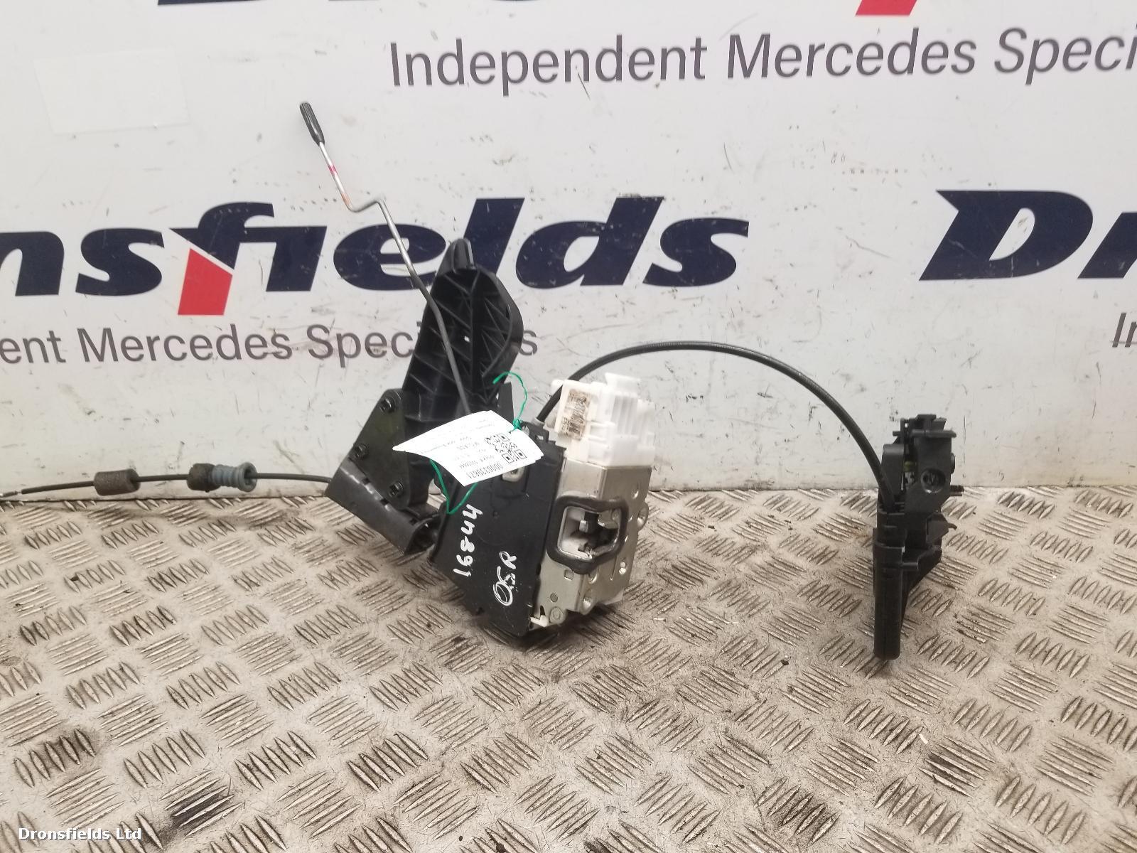 View Auto part Door Lock Assembly Mercedes M Class 2011