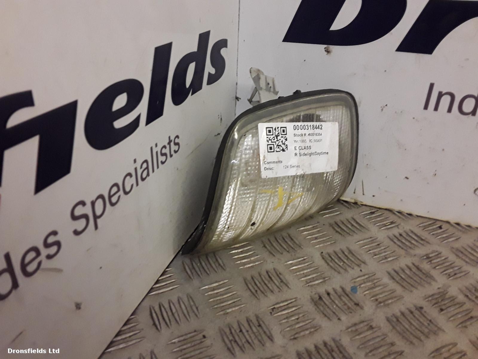 View Auto part R Sidelight/Daytime Running Light (DRL) Mercedes E Class 1995