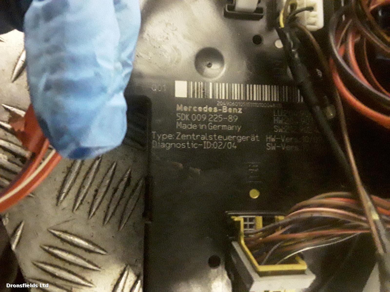 View Auto part Fuse Box Mercedes C Class 2011