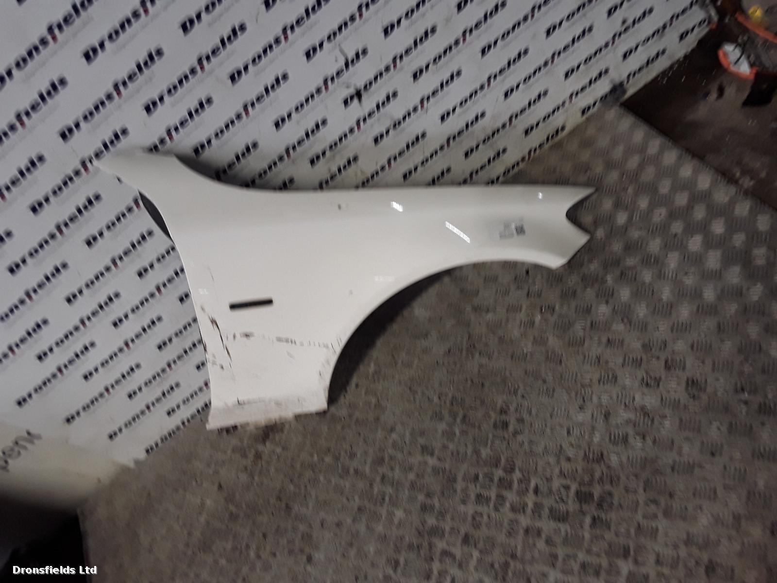 View Auto part R Wing Mercedes C Class 2018