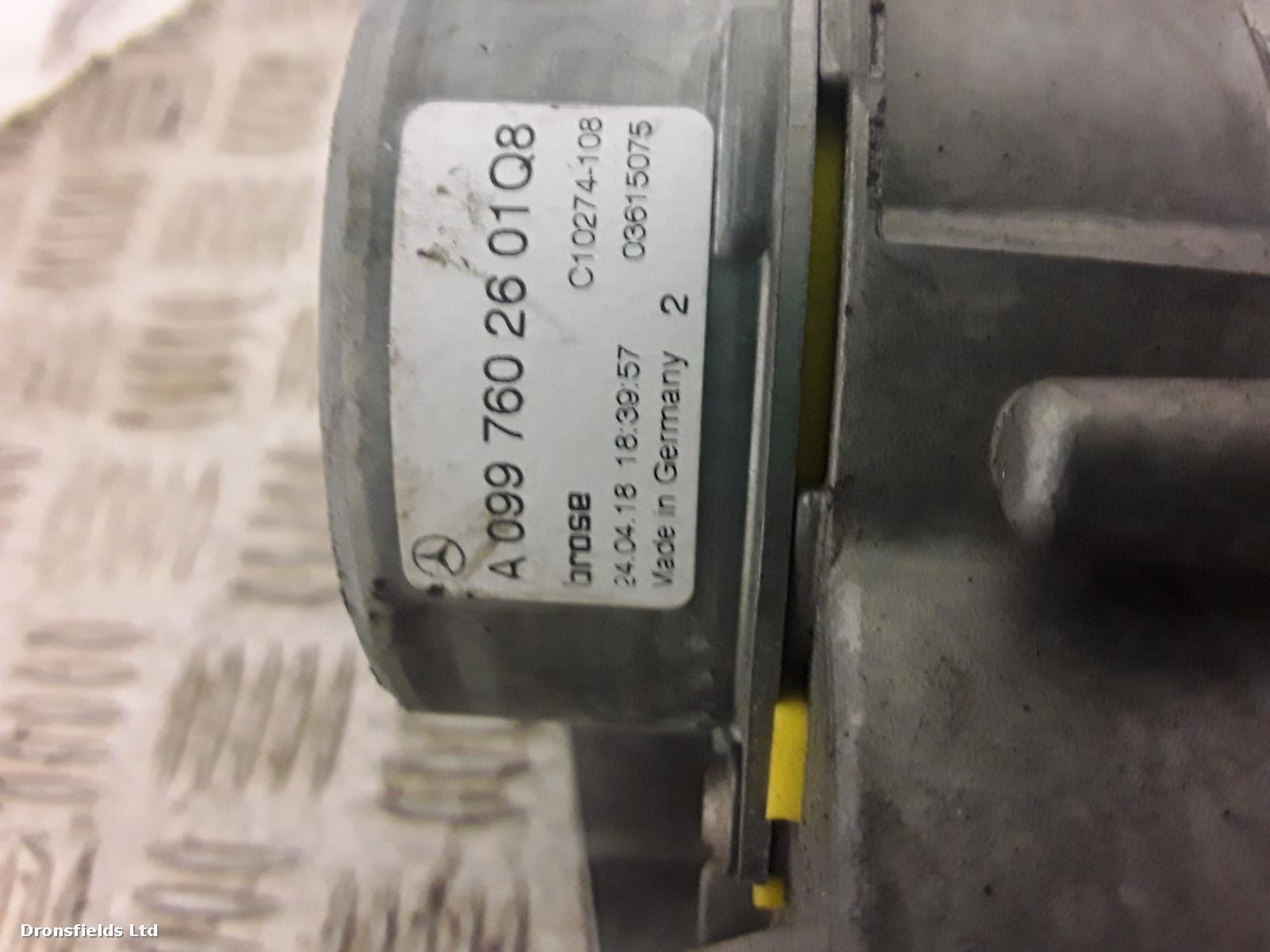 View Auto part Bootlid/Tailgate Power Lift Motor Mercedes C Class 2018