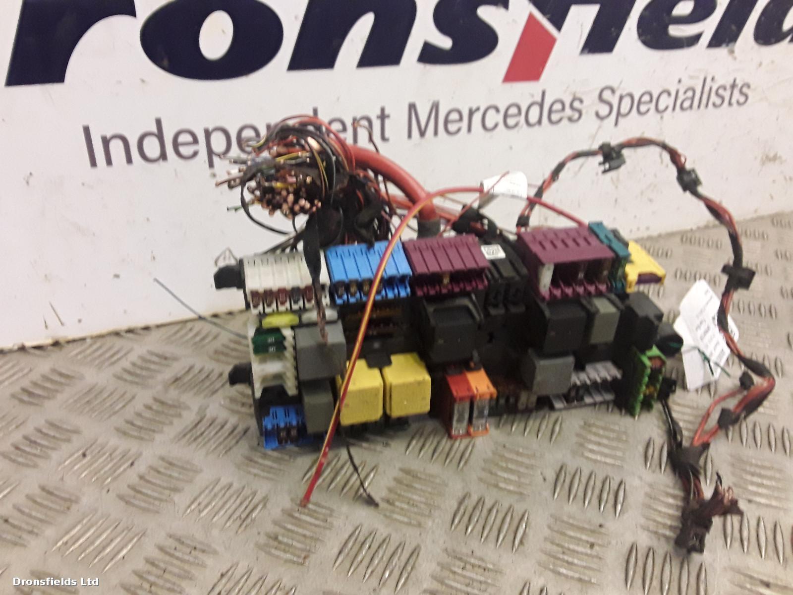 View Auto part Fuse Box Mercedes Sprinter 2018