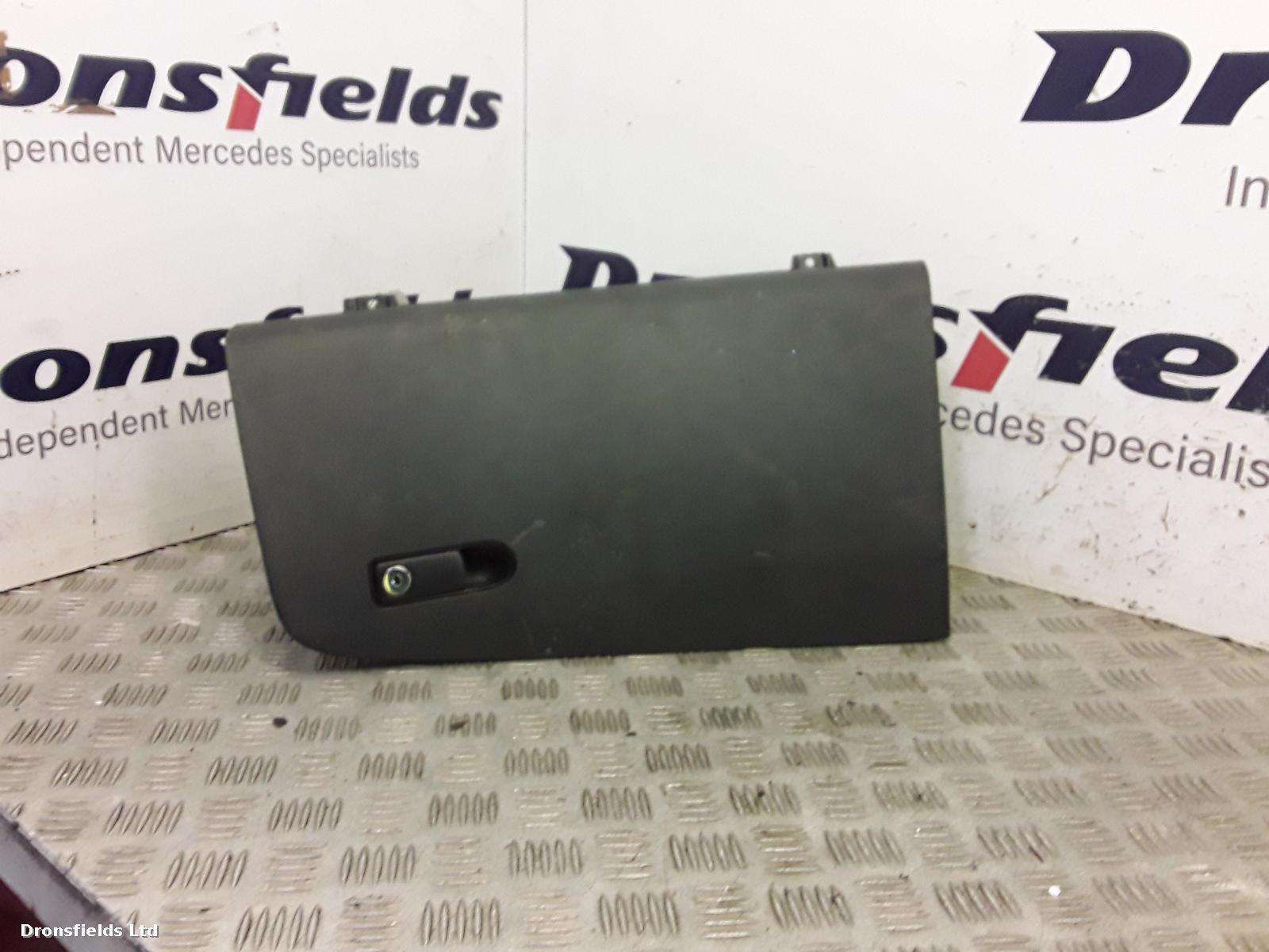 View Auto part Glove Box Mercedes Vito 2018