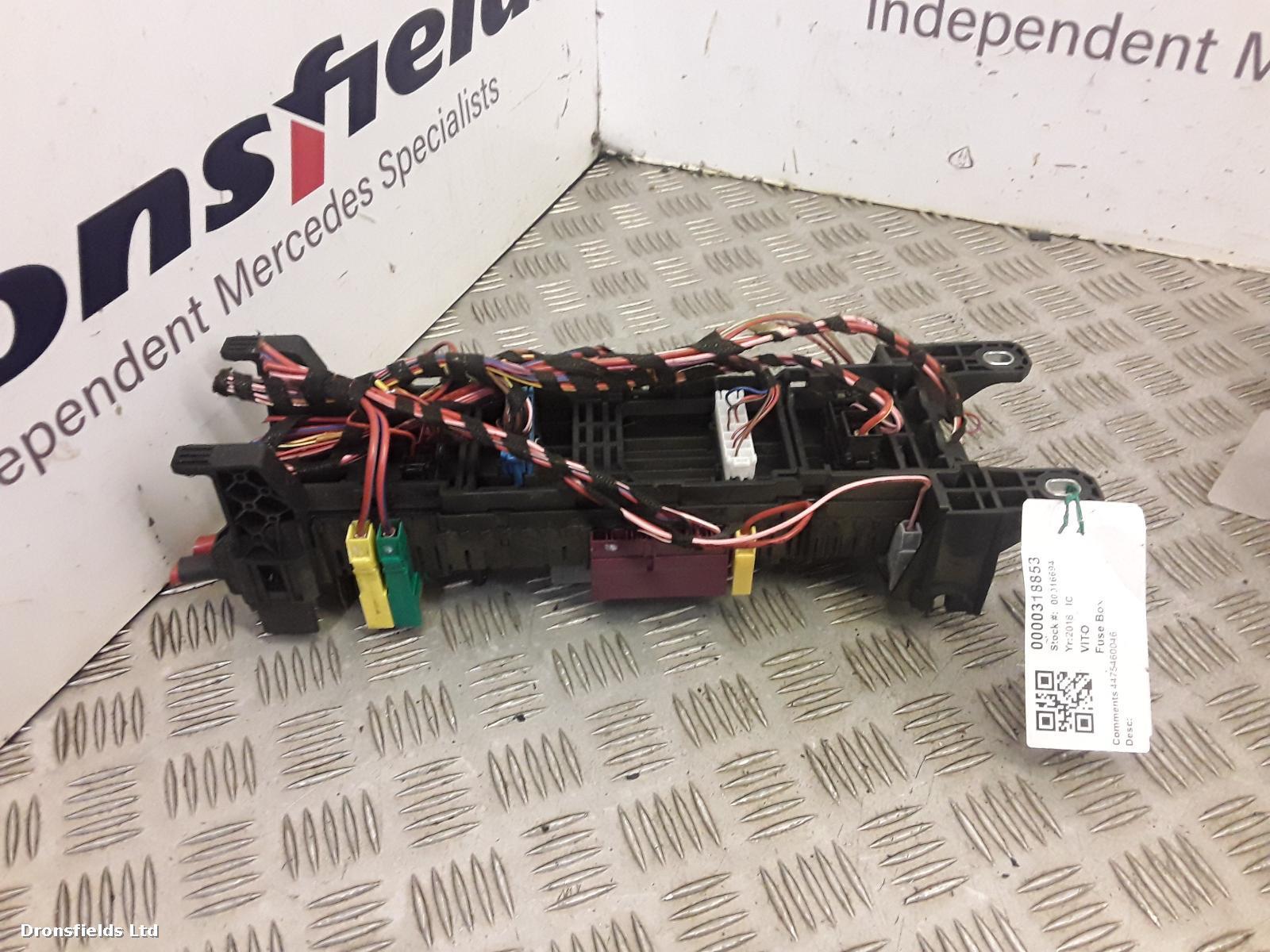 View Auto part Fuse Box Mercedes Vito 2018