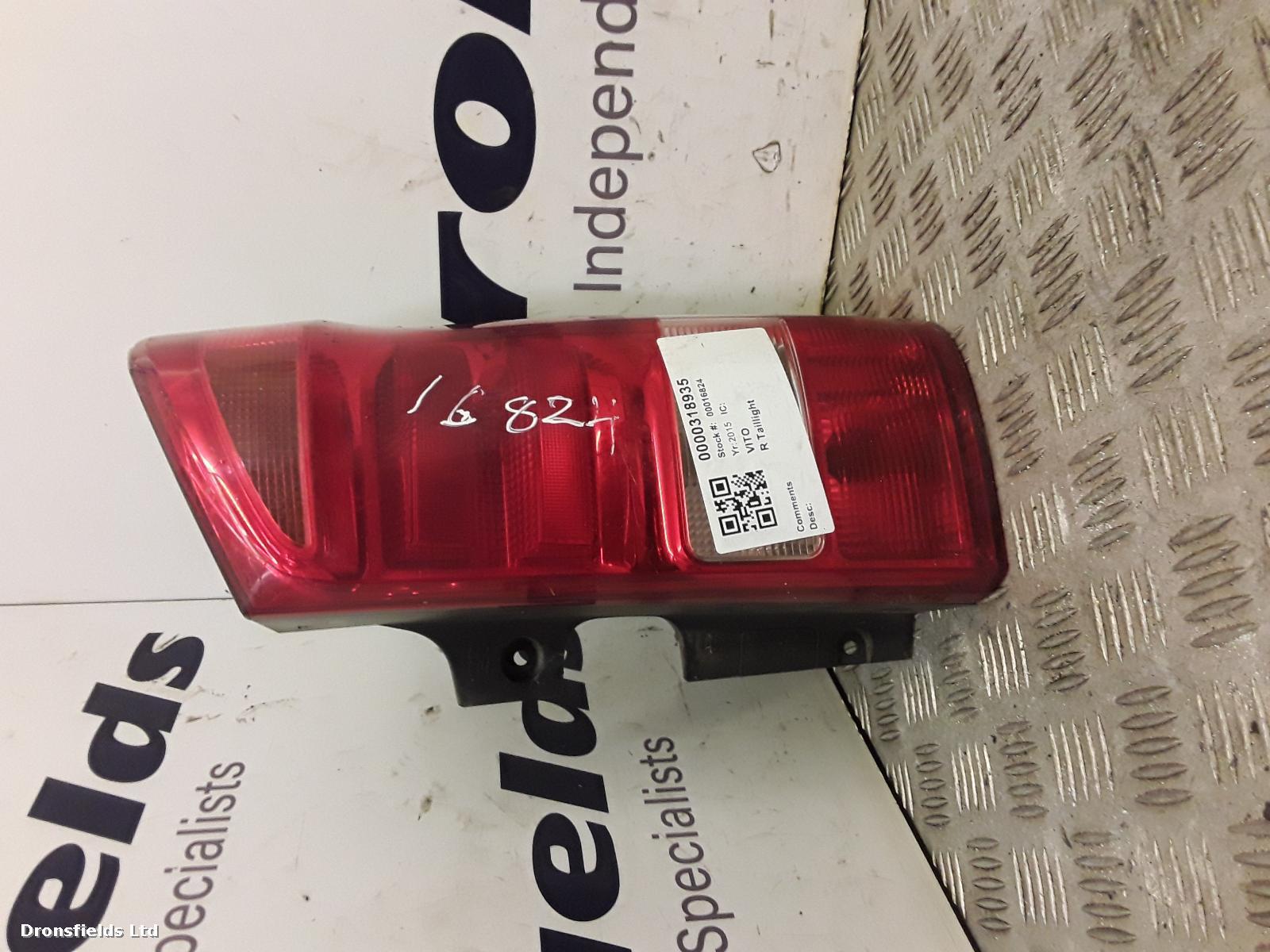 View Auto part R Taillight Mercedes Vito 2015