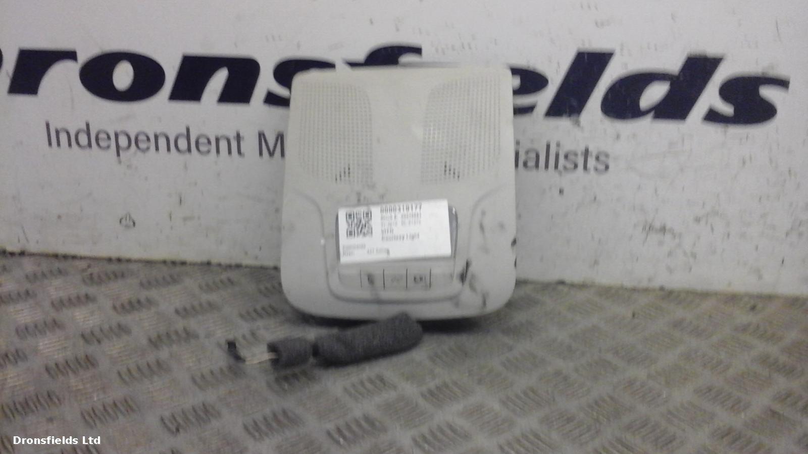 View Auto part Courtesy Light Mercedes Vito 2019