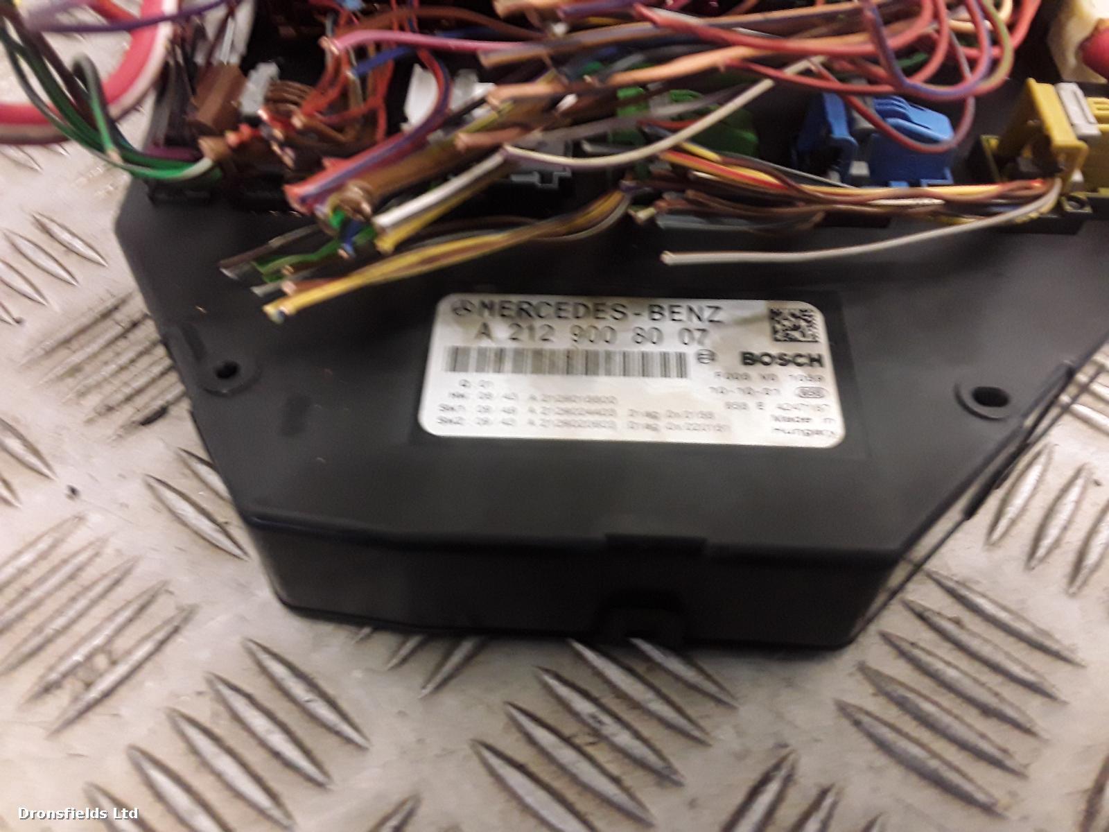 View Auto part Fuse Box Mercedes C Class 2010