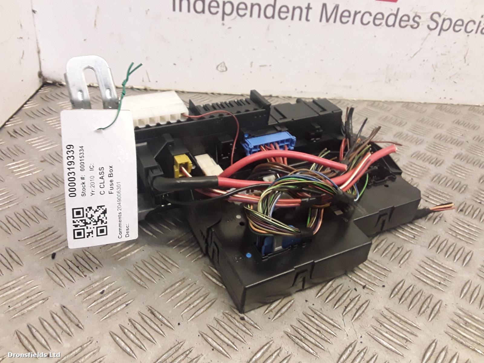 View Auto part Fuse Box Mercedes C Class 2010