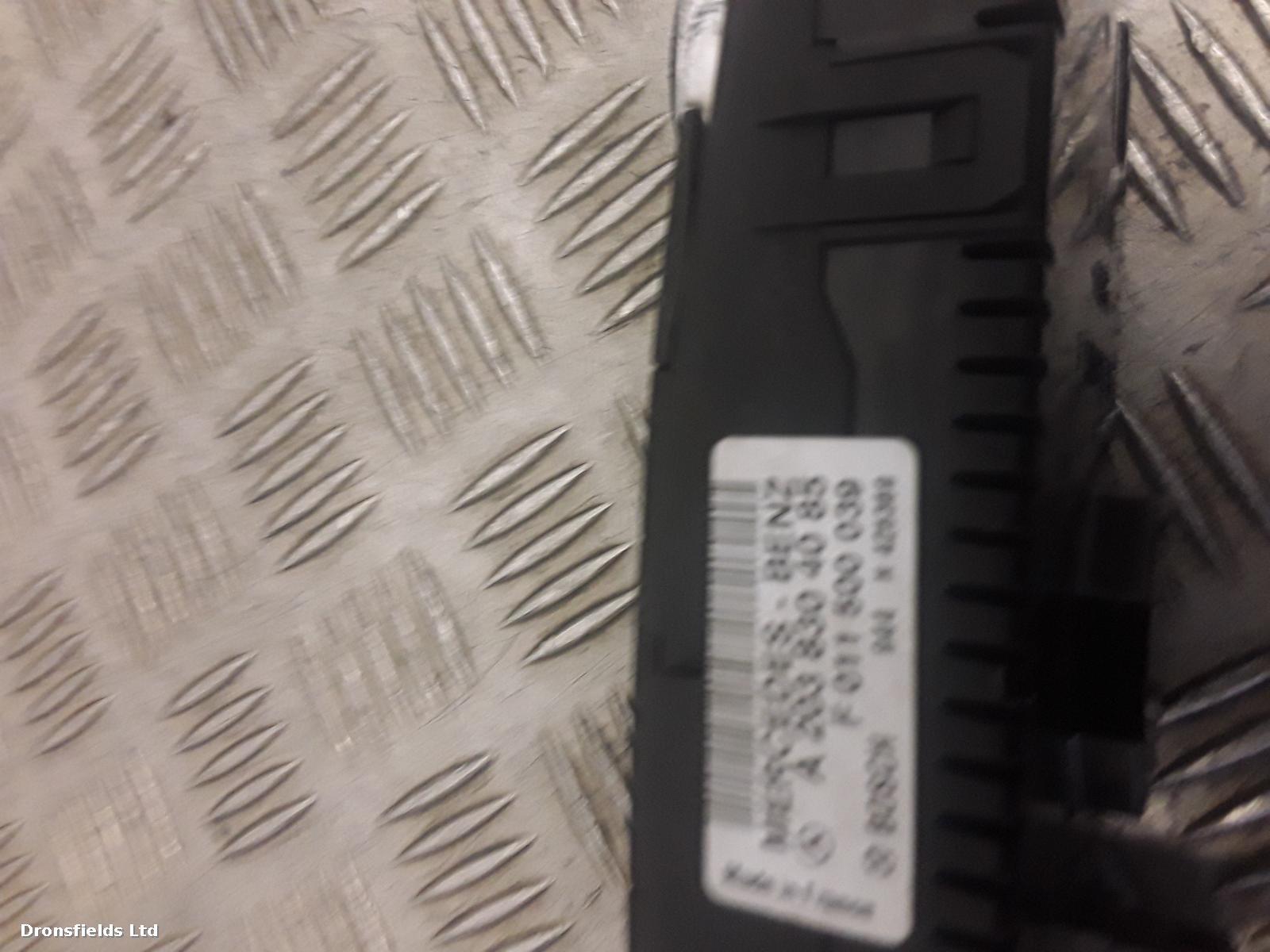 View Auto part Heater/AC Controller Mercedes C Class 2007
