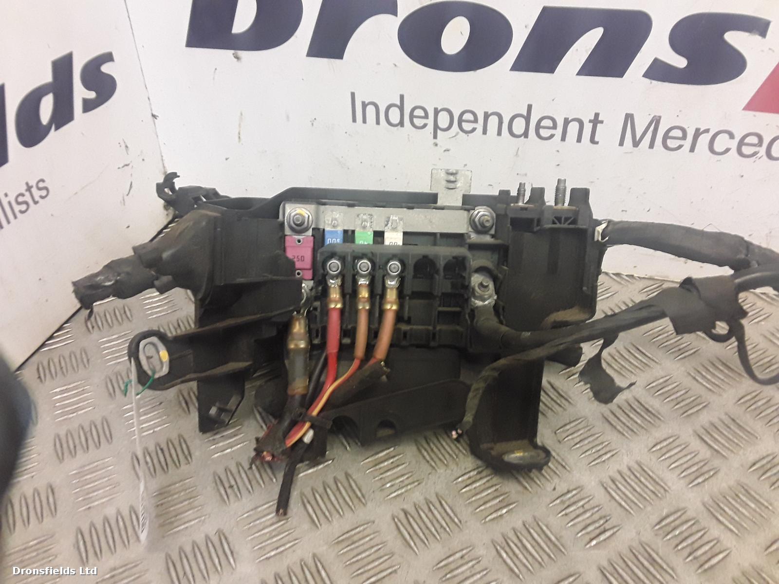 View Auto part Fuse Box Mercedes B Class 2012