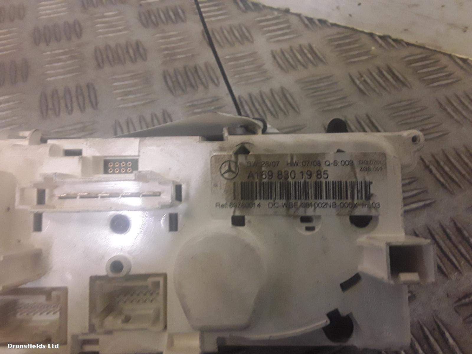 View Auto part Heater/AC Controller Mercedes B Class 2009