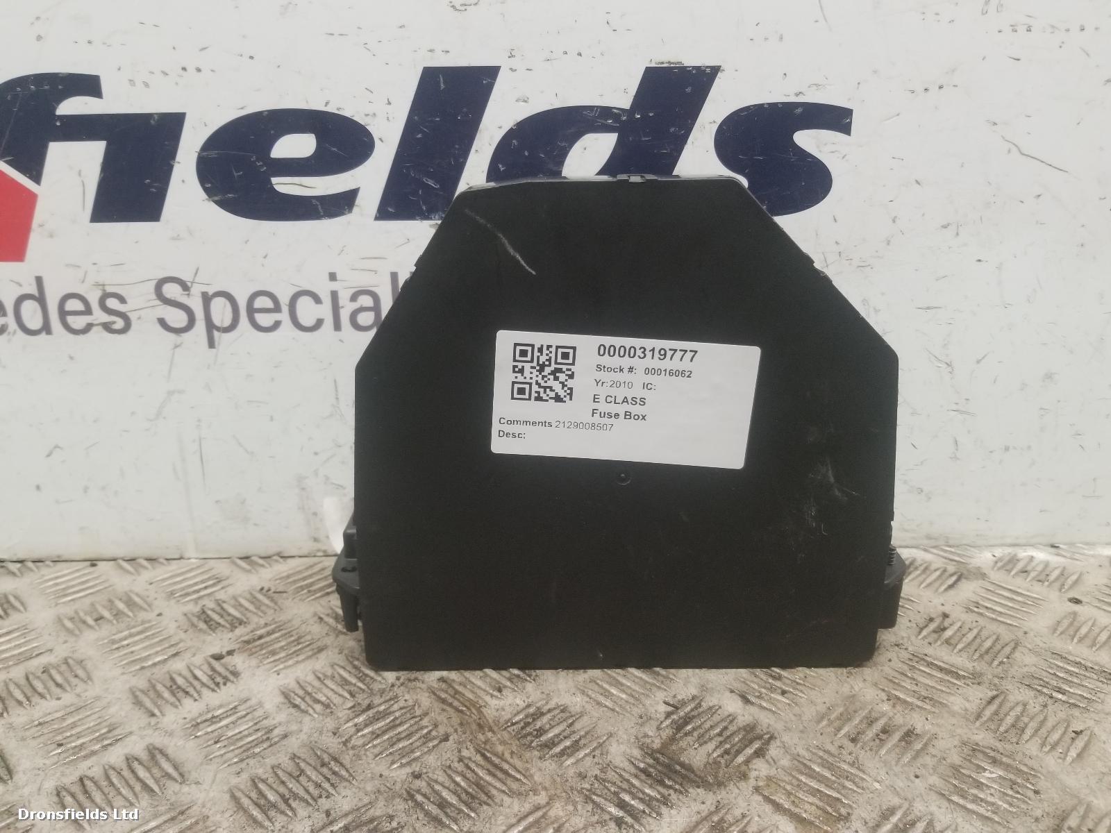 View Auto part Fuse Box Mercedes E Class 2010