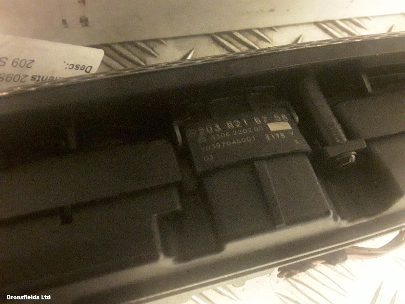 View Auto part Heater/AC Controller Mercedes Clk 2002