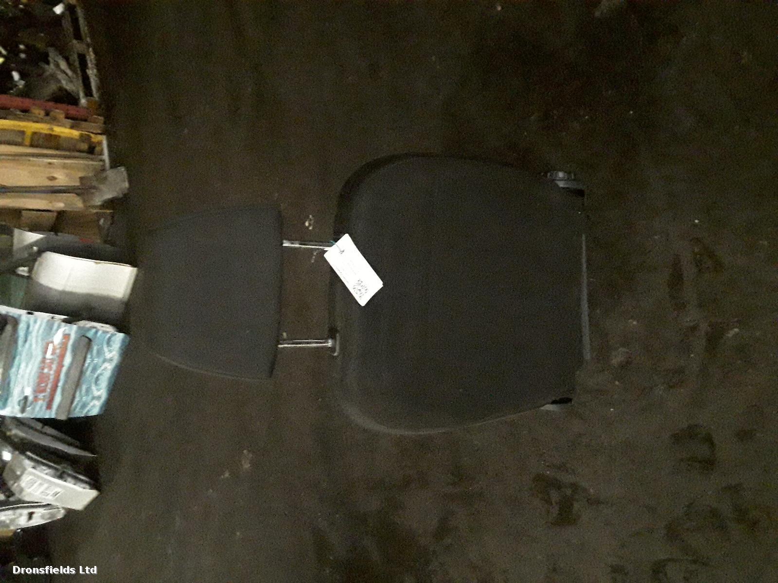 View Auto part Front Seat Mercedes Sprinter 2020