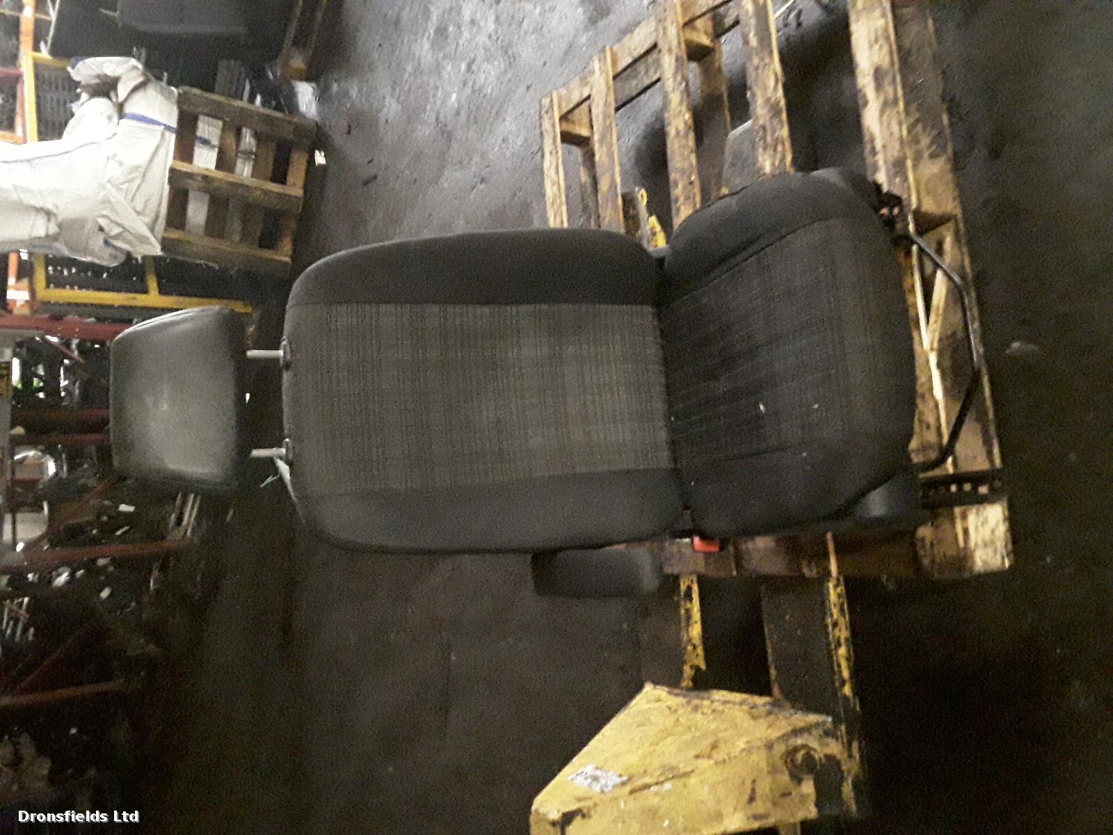 View Auto part Front Seat Mercedes Sprinter 2016