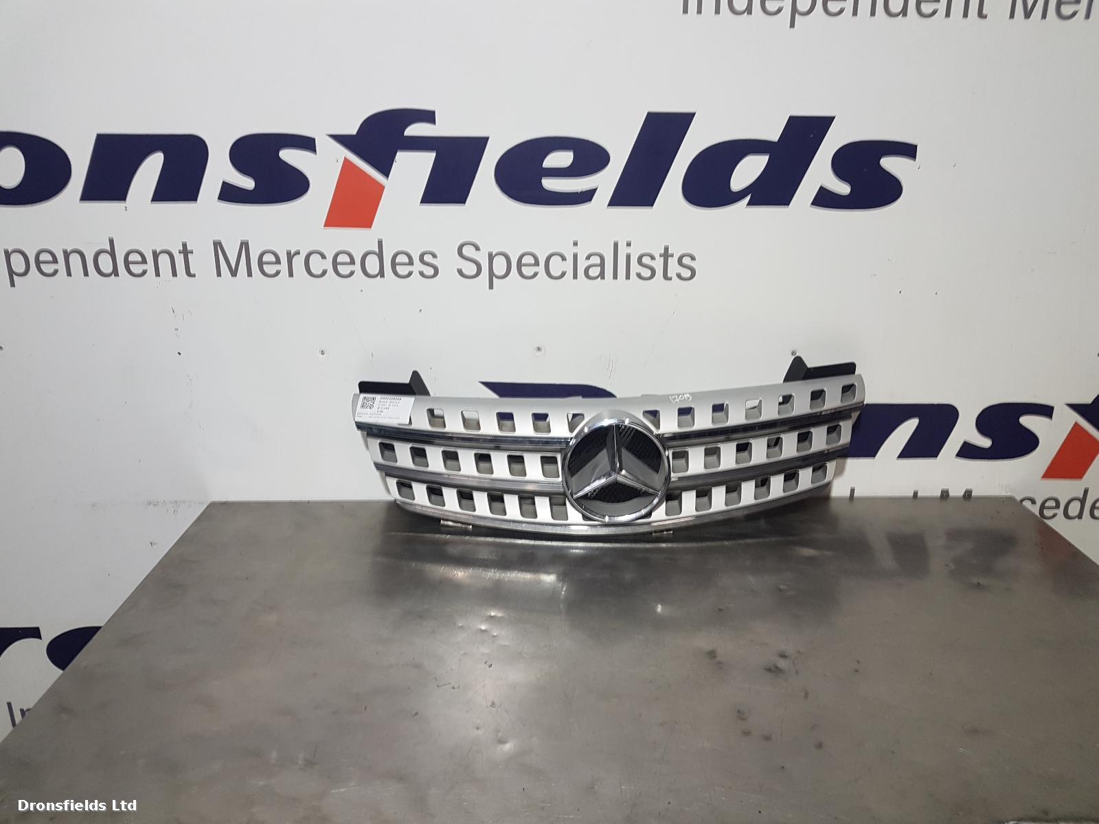 View Auto part Grille Mercedes M Class 2007