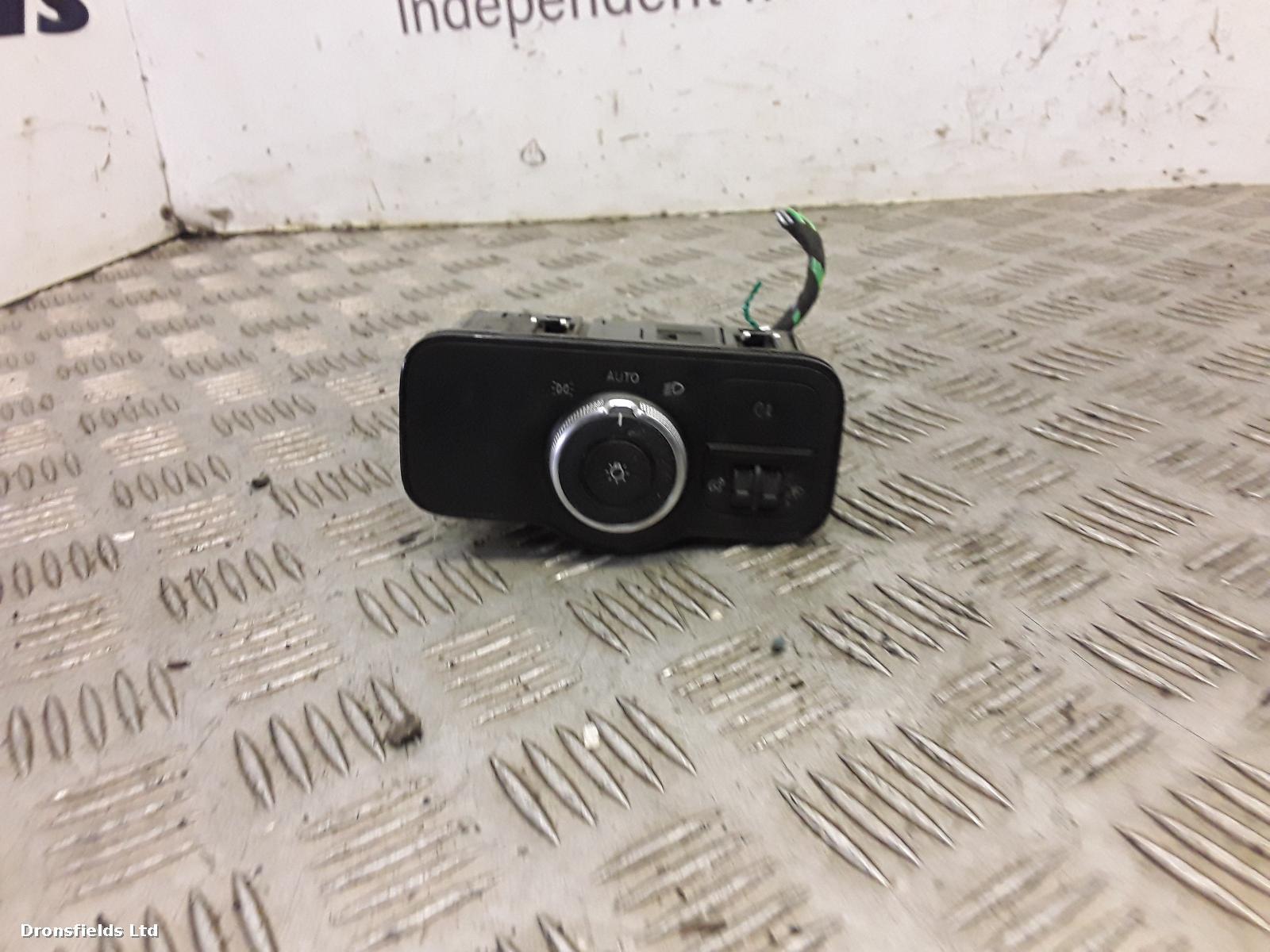 View Auto part Headlight Switch Mercedes Sprinter 2018