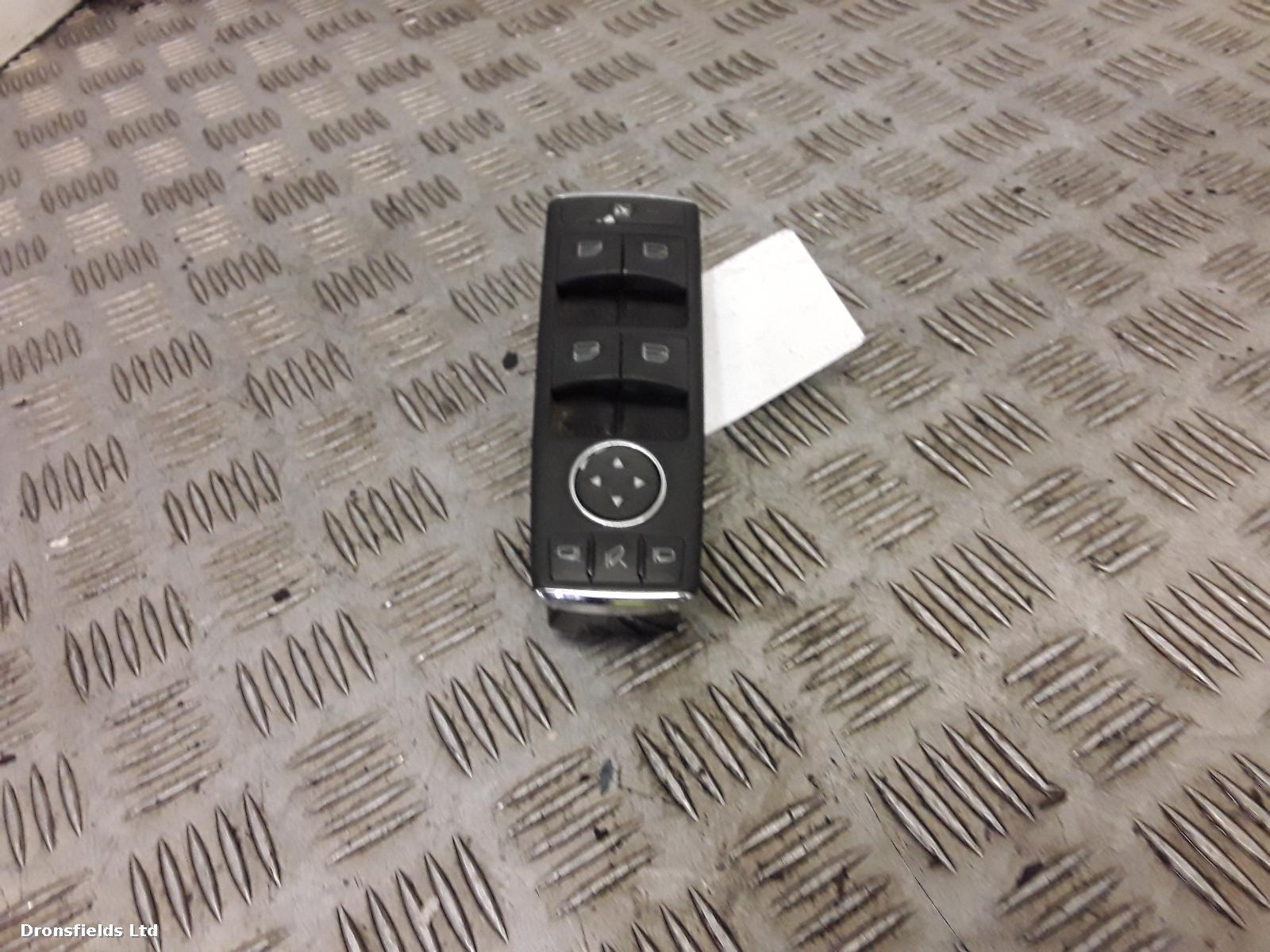 View Auto part Elect. Window Switch Mercedes C Class 2007