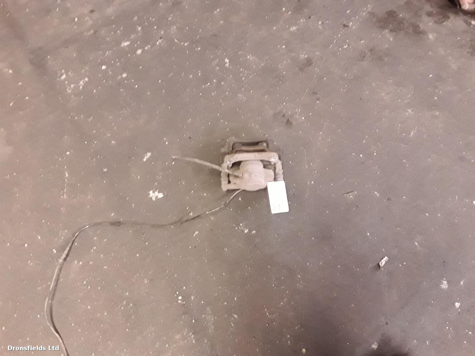 View Auto part Caliper Mercedes A Class 2013