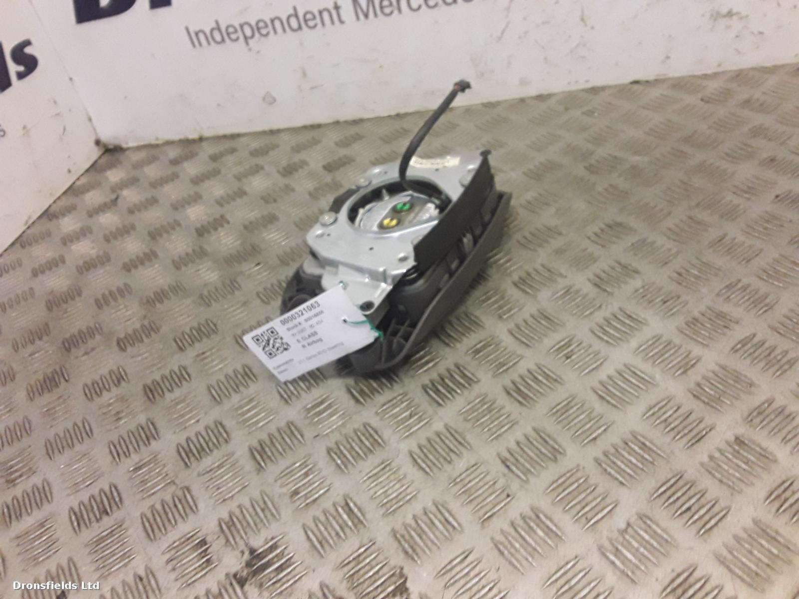 View Auto part R Air Bag Mercedes E Class 2007