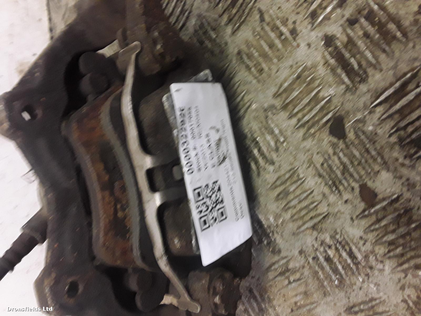 View Auto part Caliper Mercedes E Class 2013