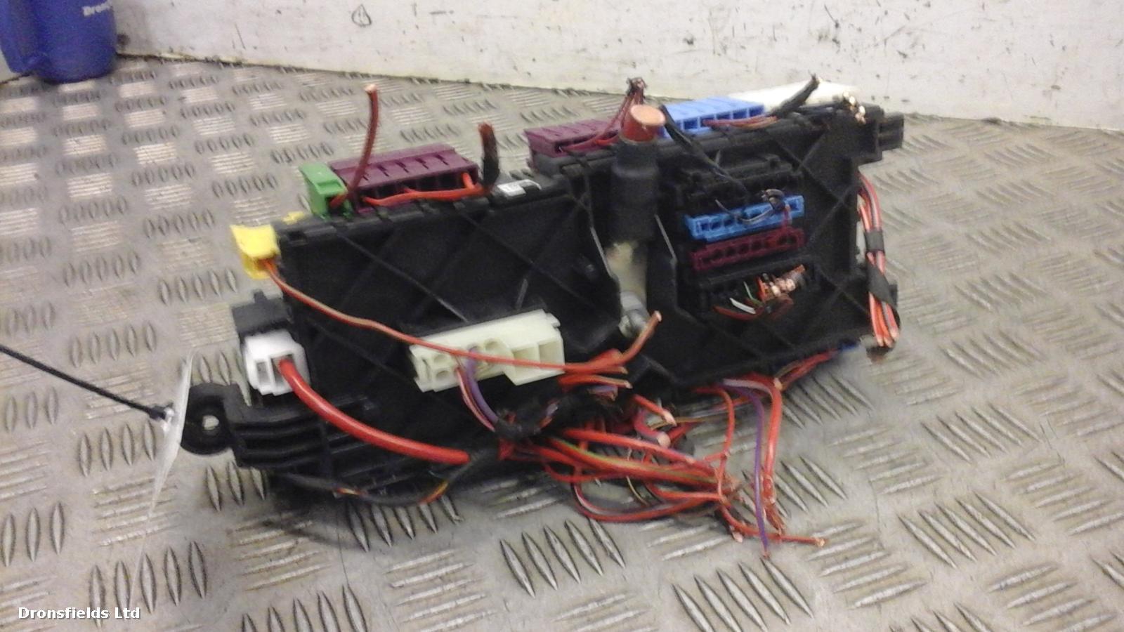 View Auto part Fuse Box Mercedes Sprinter 2020