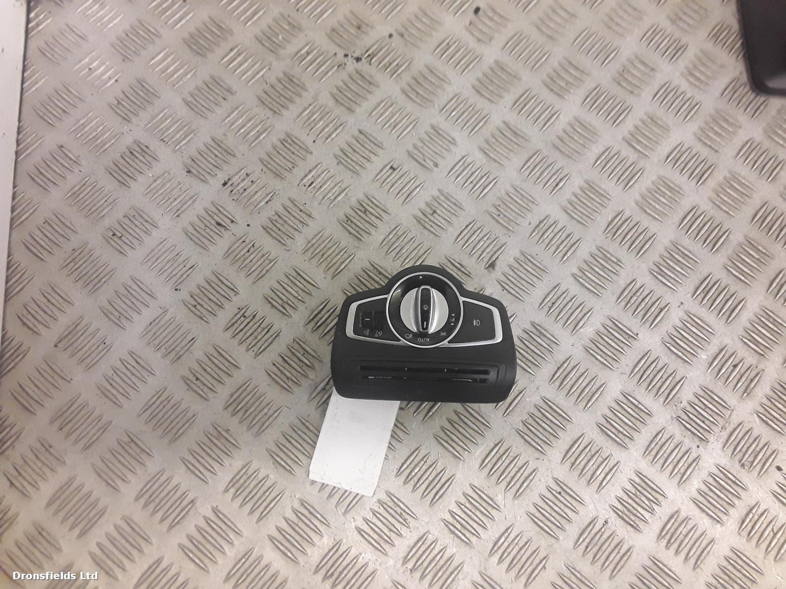 View Auto part Headlight Switch Mercedes C Class 2015