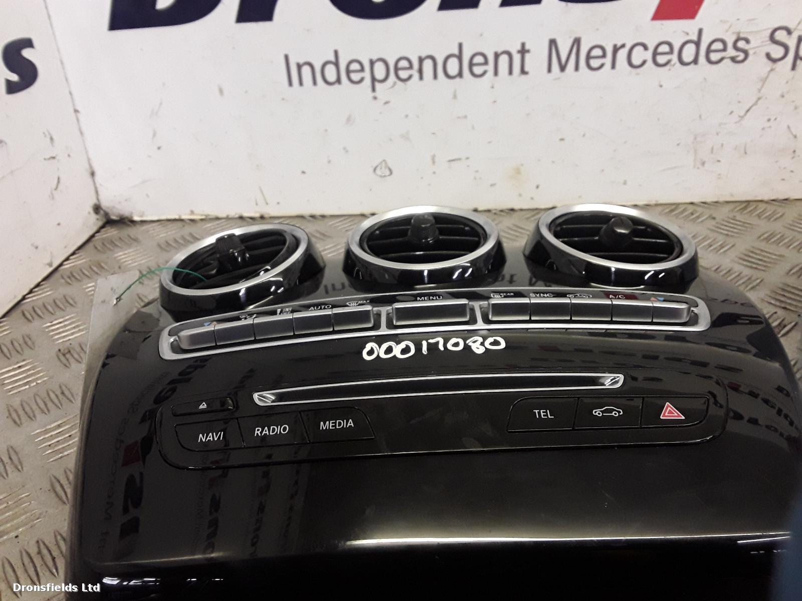 View Auto part Heater/AC Controller Mercedes C Class 2015