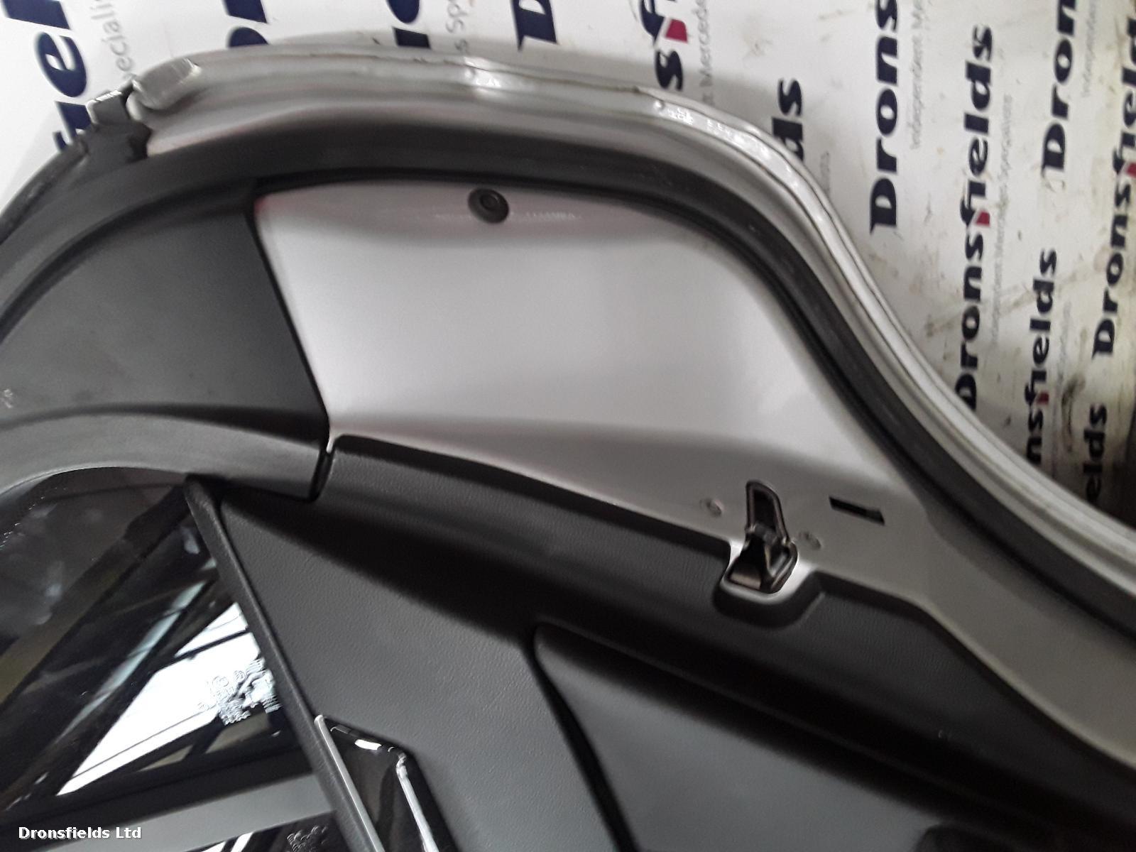 View Auto part R Rear Door Mercedes E Class 2012