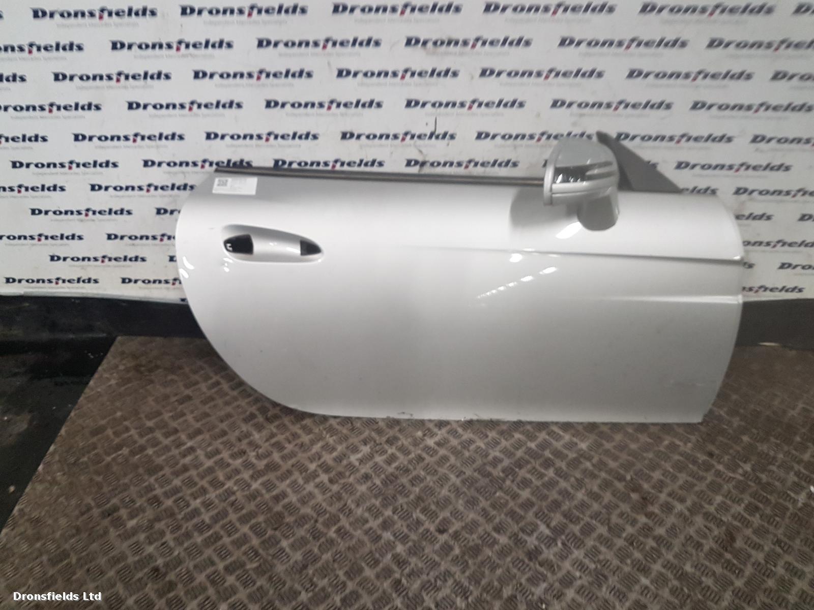 View Auto part R Door Mirror Mercedes Slk 2013