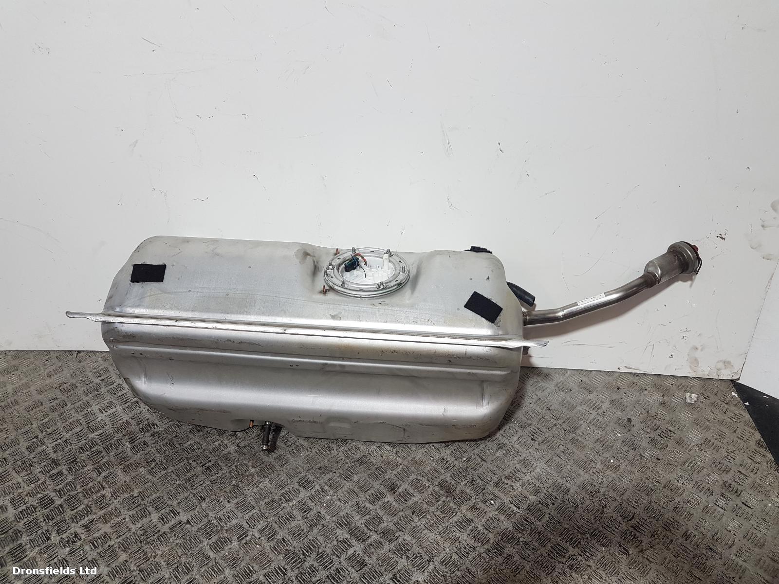 View Auto part Fuel Tank Mercedes Slk 2013
