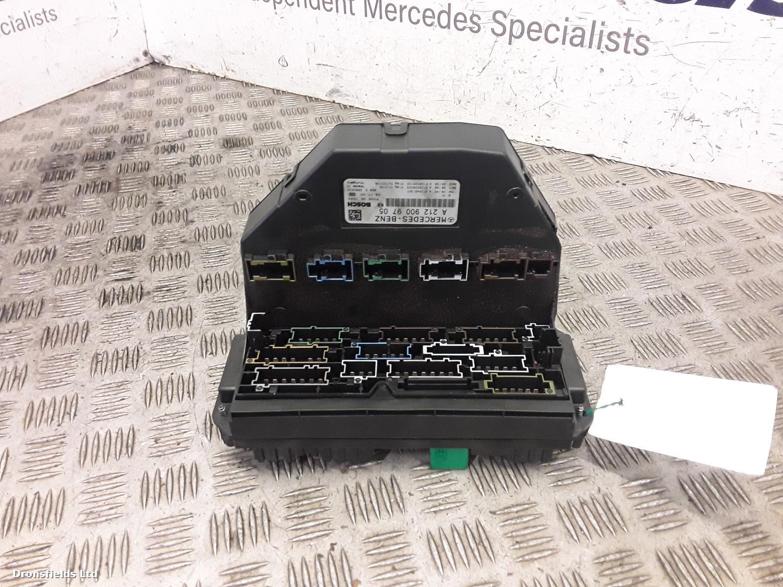 View Auto part Fuse Box Mercedes C Class 2010