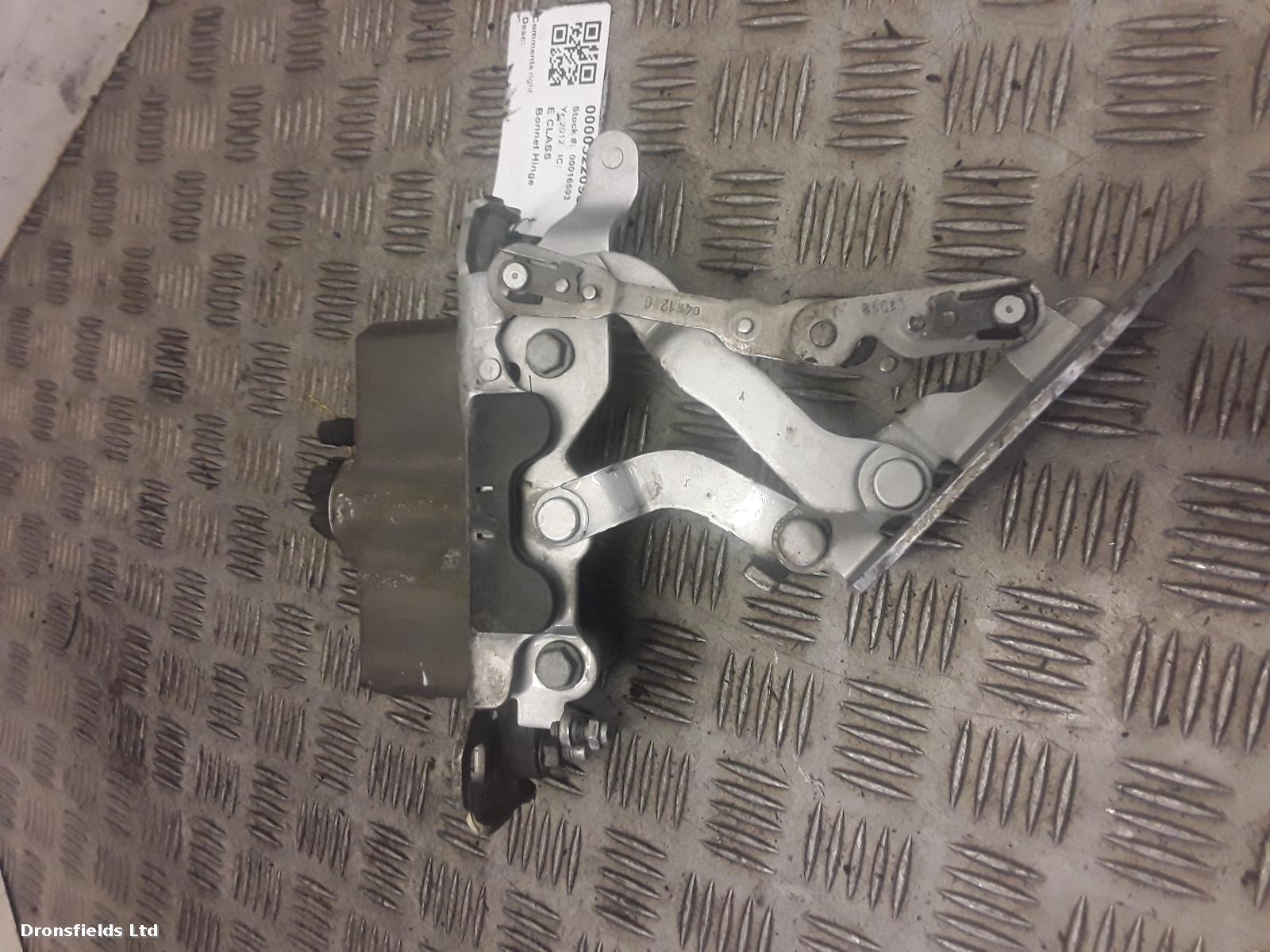 View Auto part Bonnet Hinge Mercedes E Class 2012