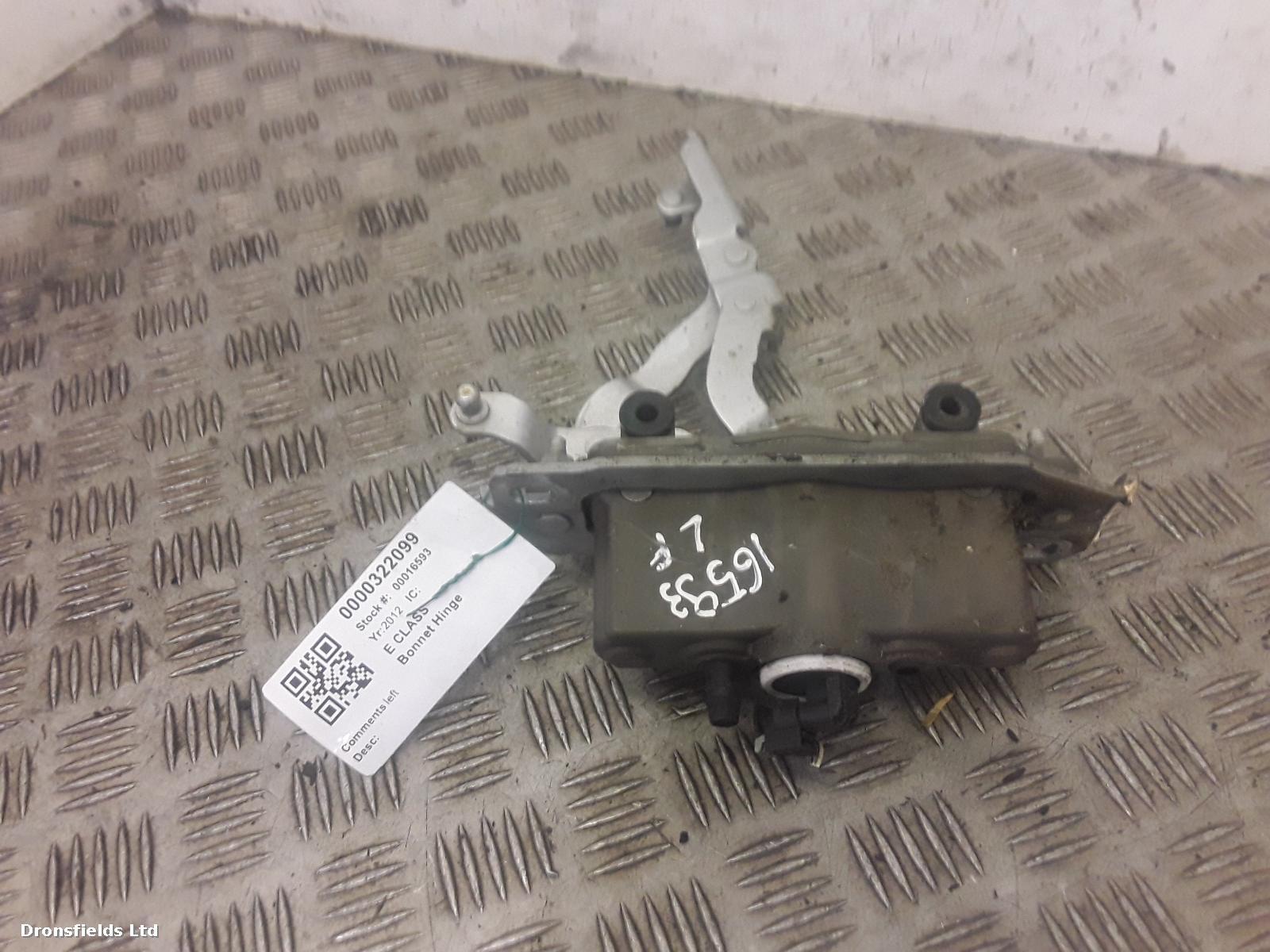 View Auto part Bonnet Hinge Mercedes E Class 2012
