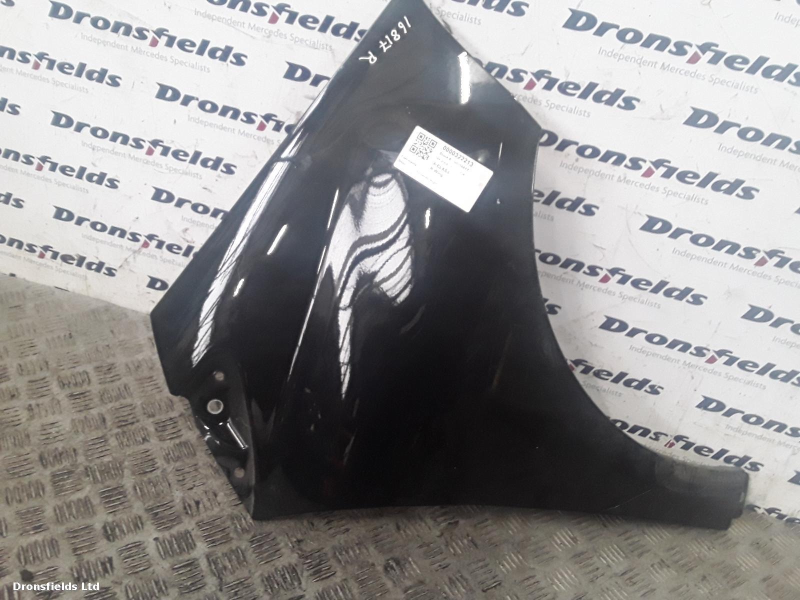 View Auto part R Wing Mercedes A Class 2008