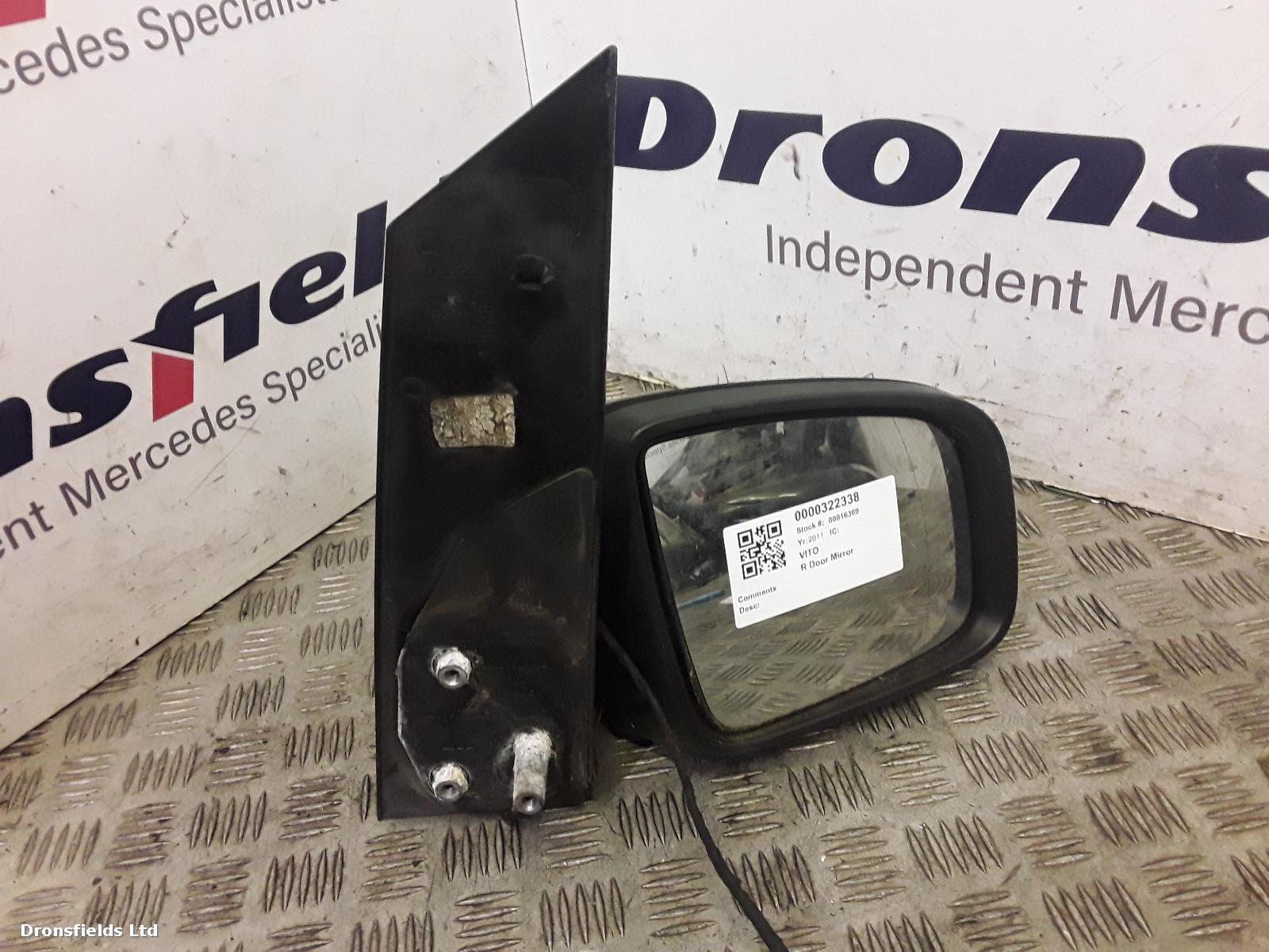 View Auto part R Door Mirror Mercedes Vito 2011
