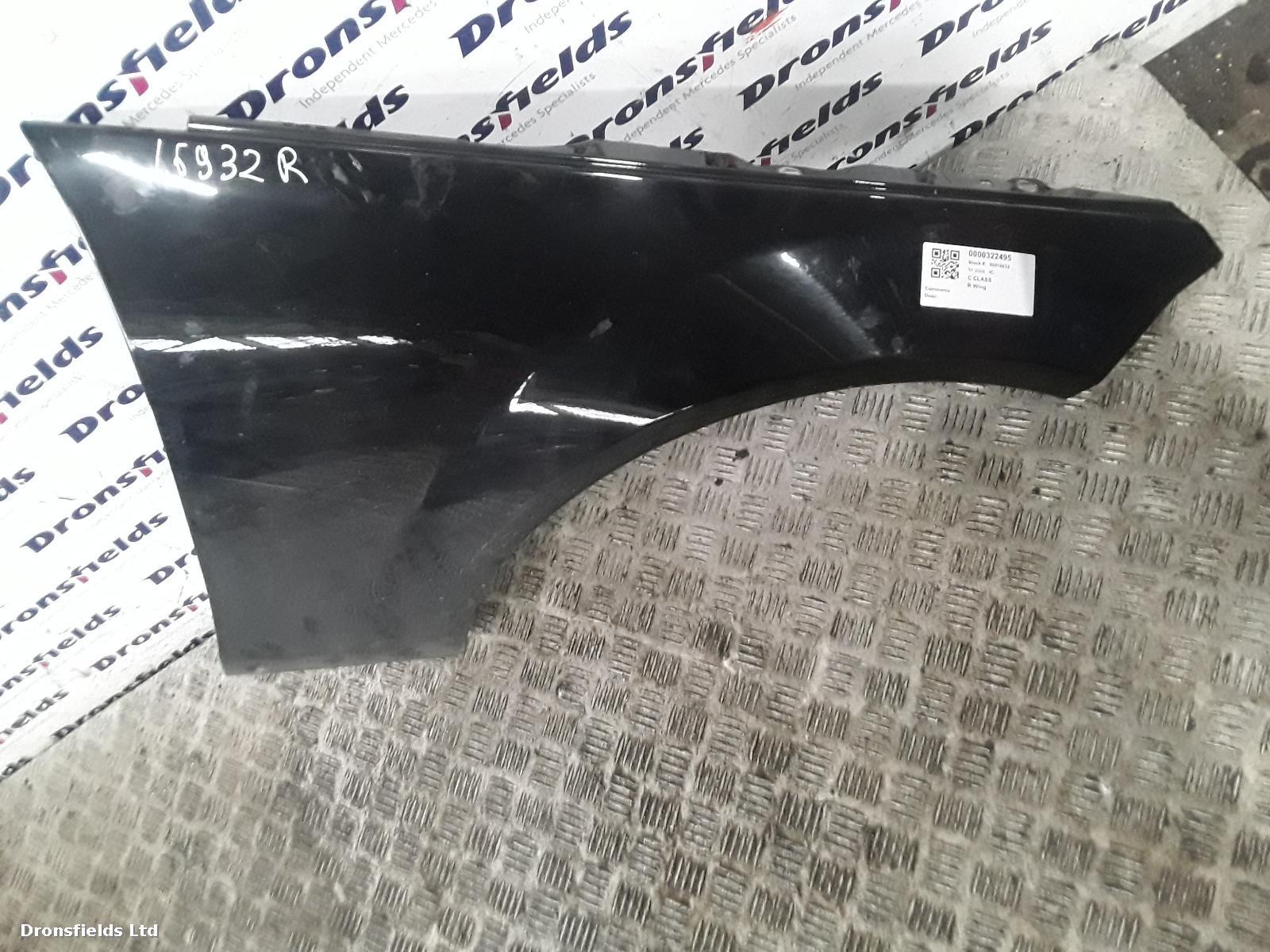 View Auto part R Wing Mercedes C Class 2008