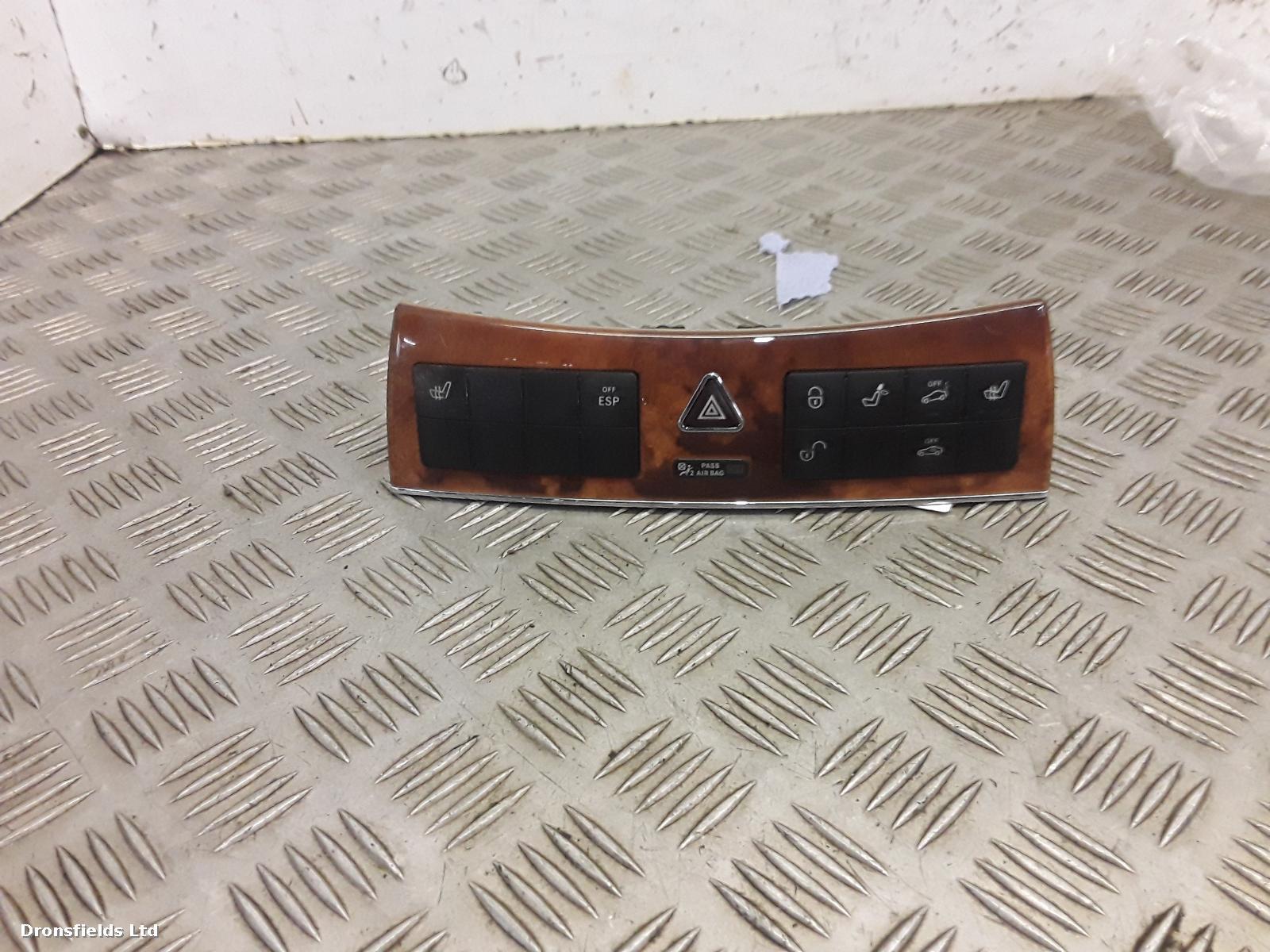 View Auto part Flasher/Hazard Relay Mercedes Clk 2004
