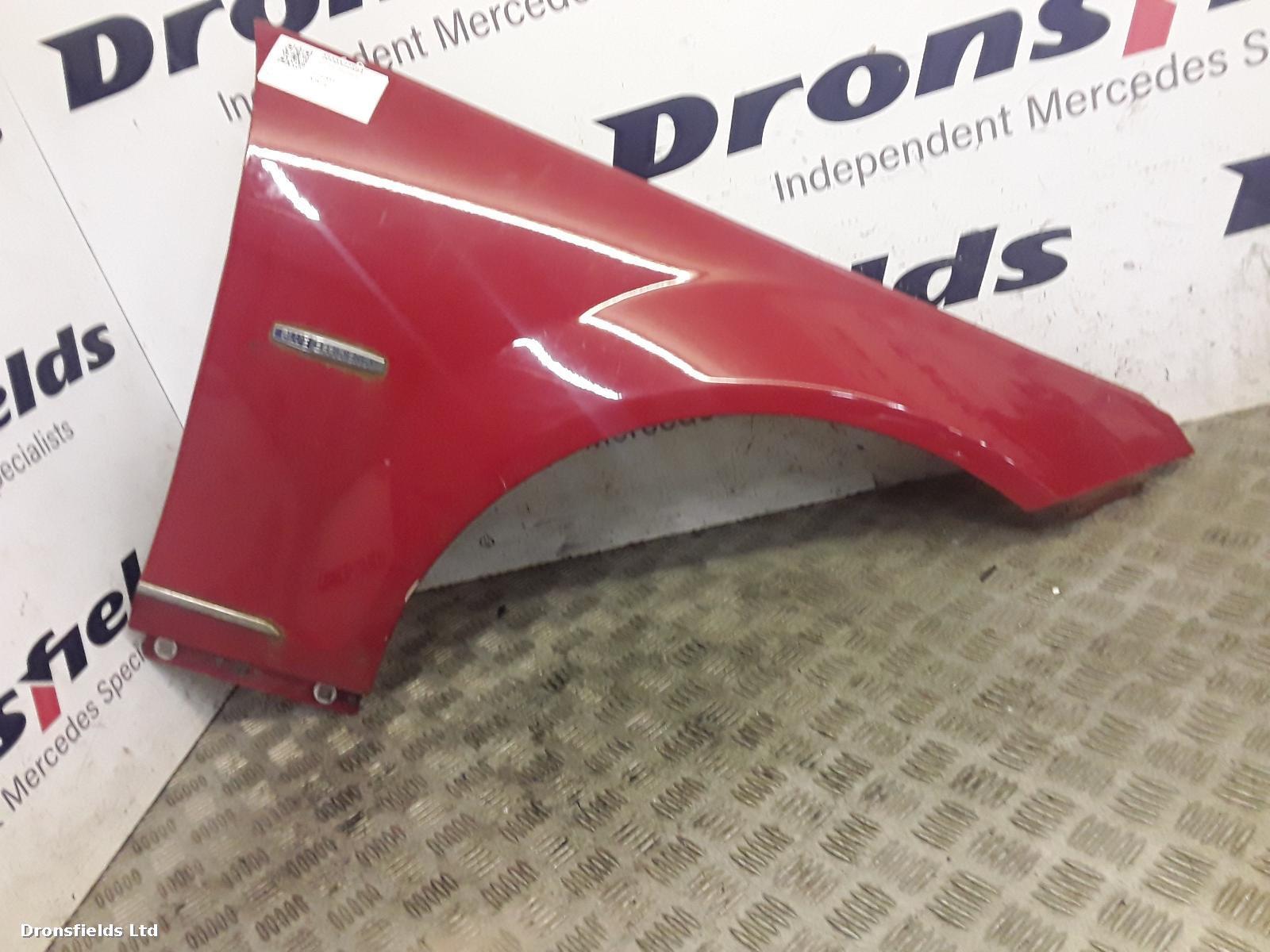 View Auto part R Wing Mercedes C Class 2011