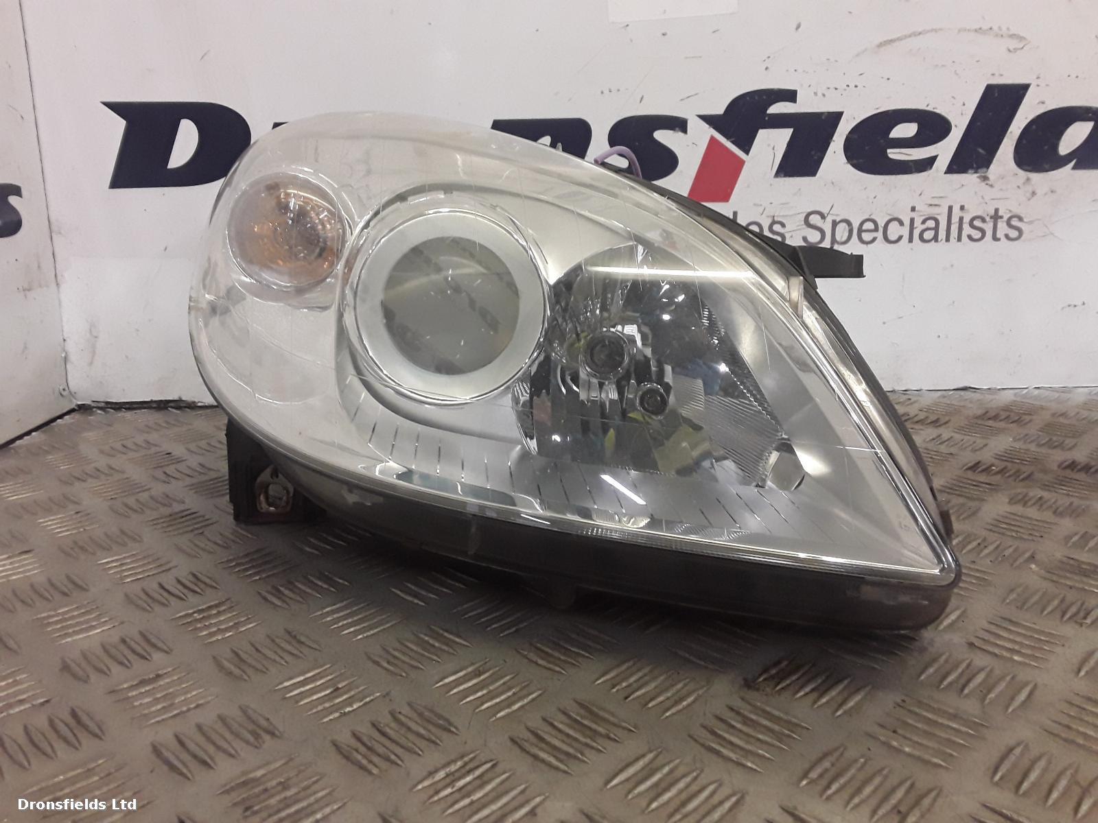 View Auto part R Headlamp Mercedes B Class 2006