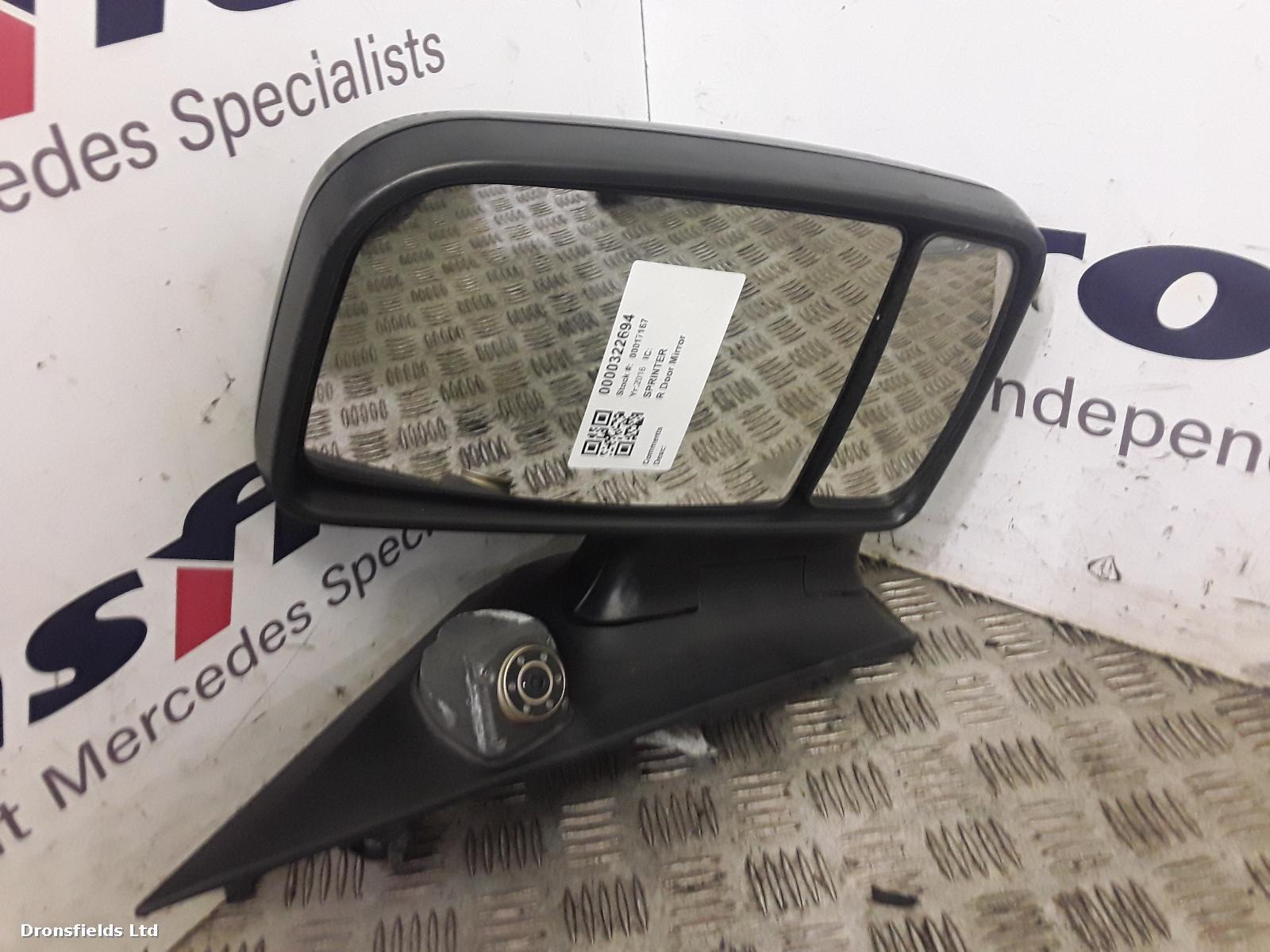 View Auto part R Door Mirror Mercedes Sprinter 2016