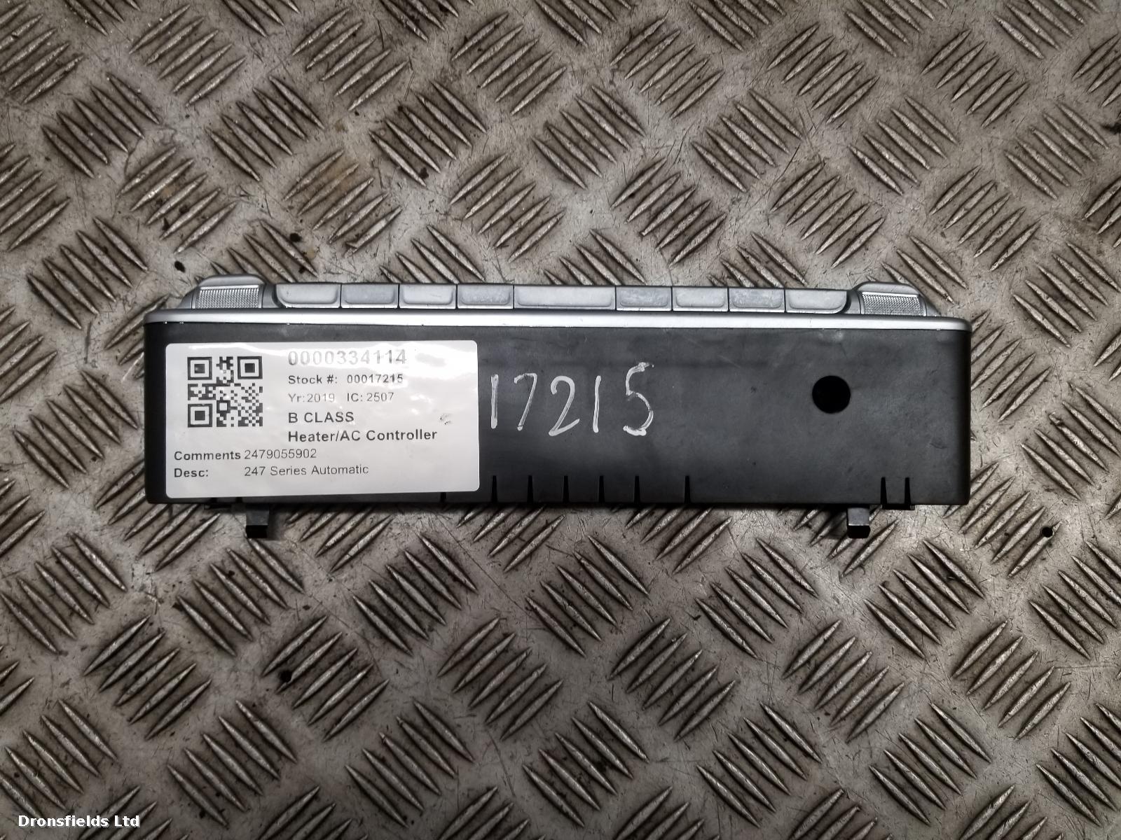 View Auto part Heater/AC Controller Mercedes B Class 2019
