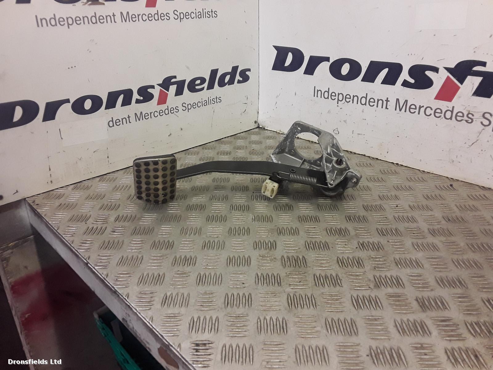 View Auto part Brake Pedal Mercedes Slk 2000