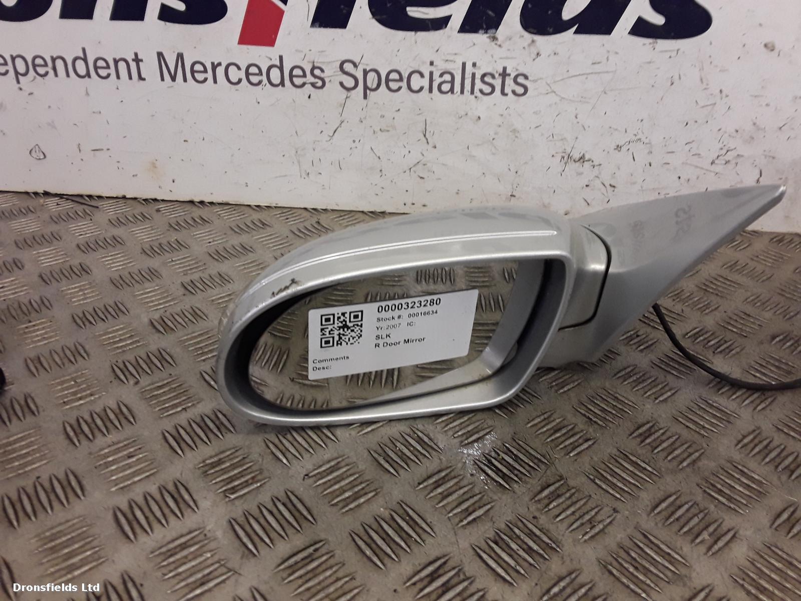 View Auto part R Door Mirror Mercedes Slk 2007