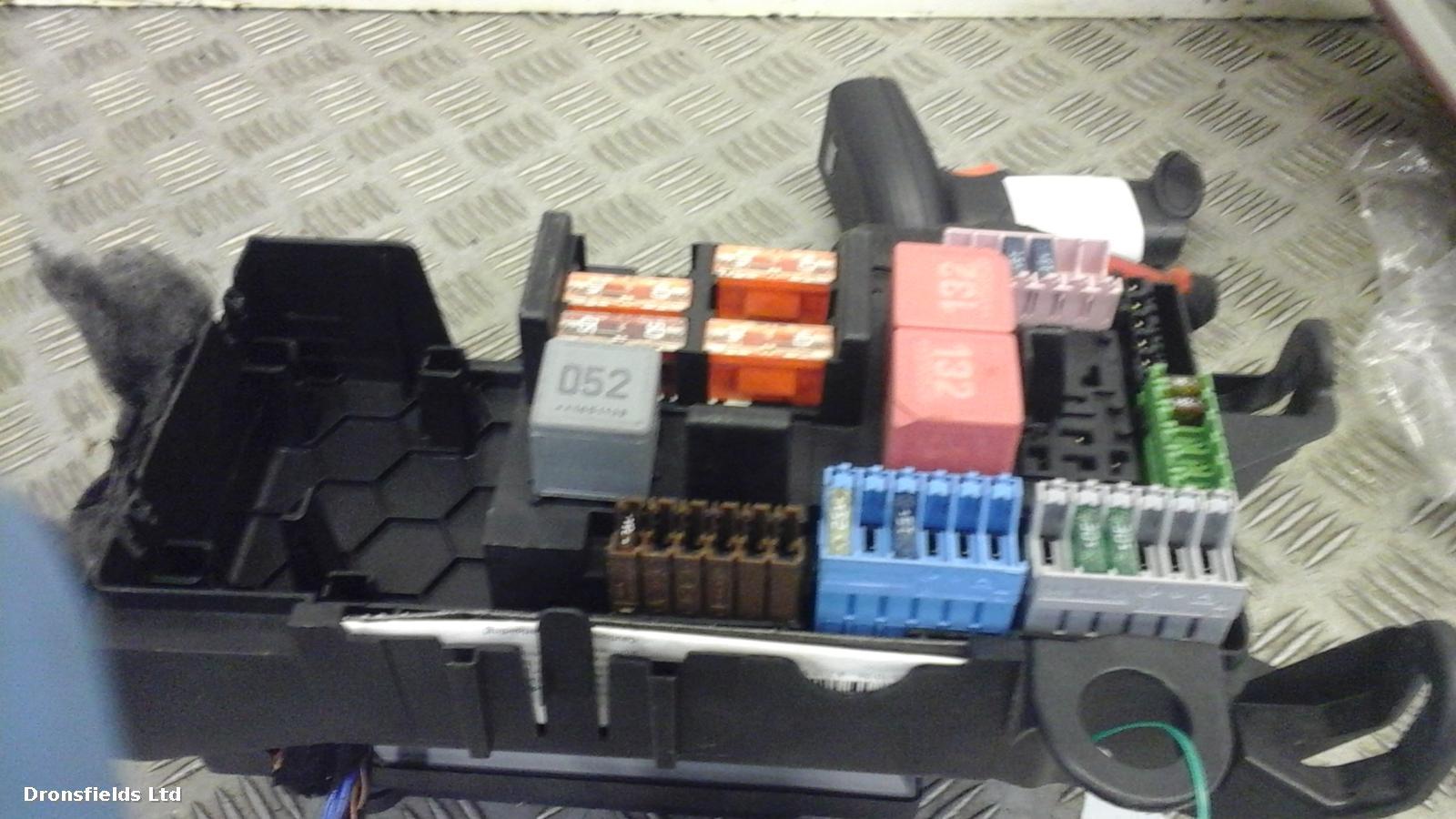 View Auto part Fuse Box Mercedes E Class 2017