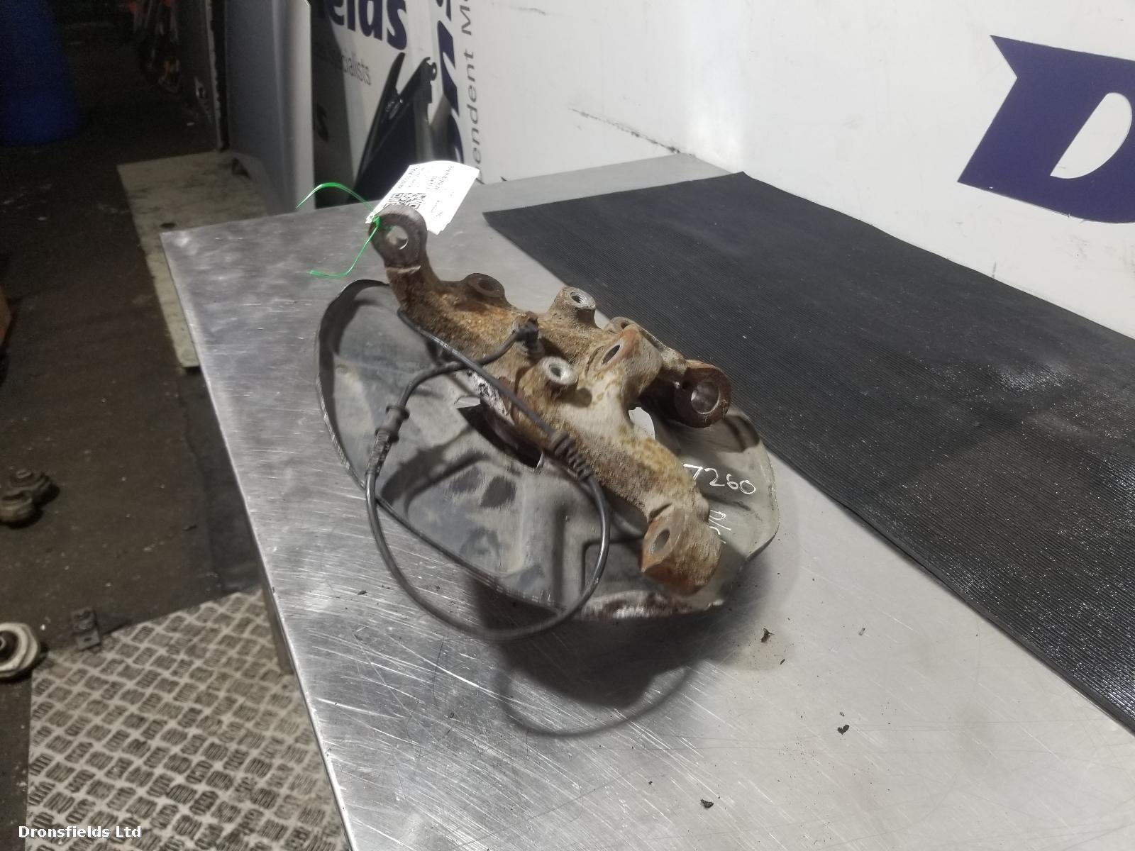 View Auto part RF Hub/Stub Axle Assembly Mercedes E Class 2010