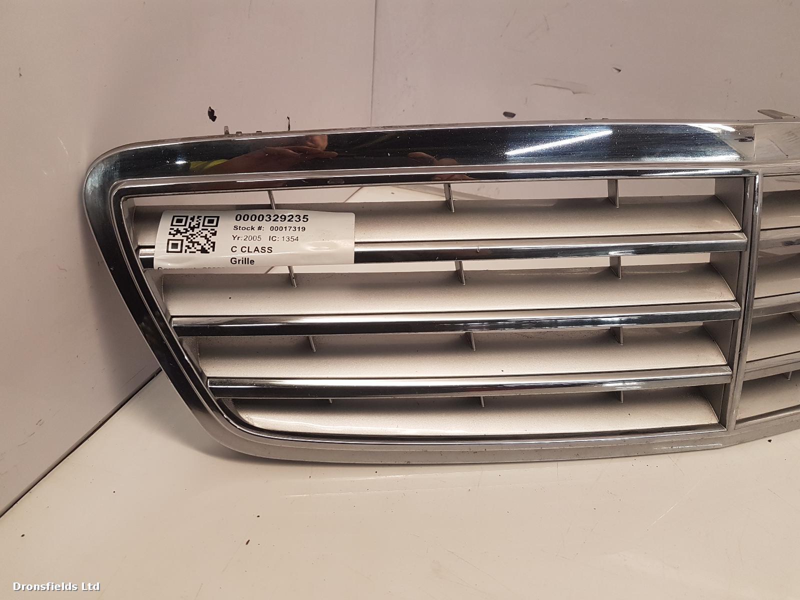 View Auto part Grille Mercedes C Class 2005