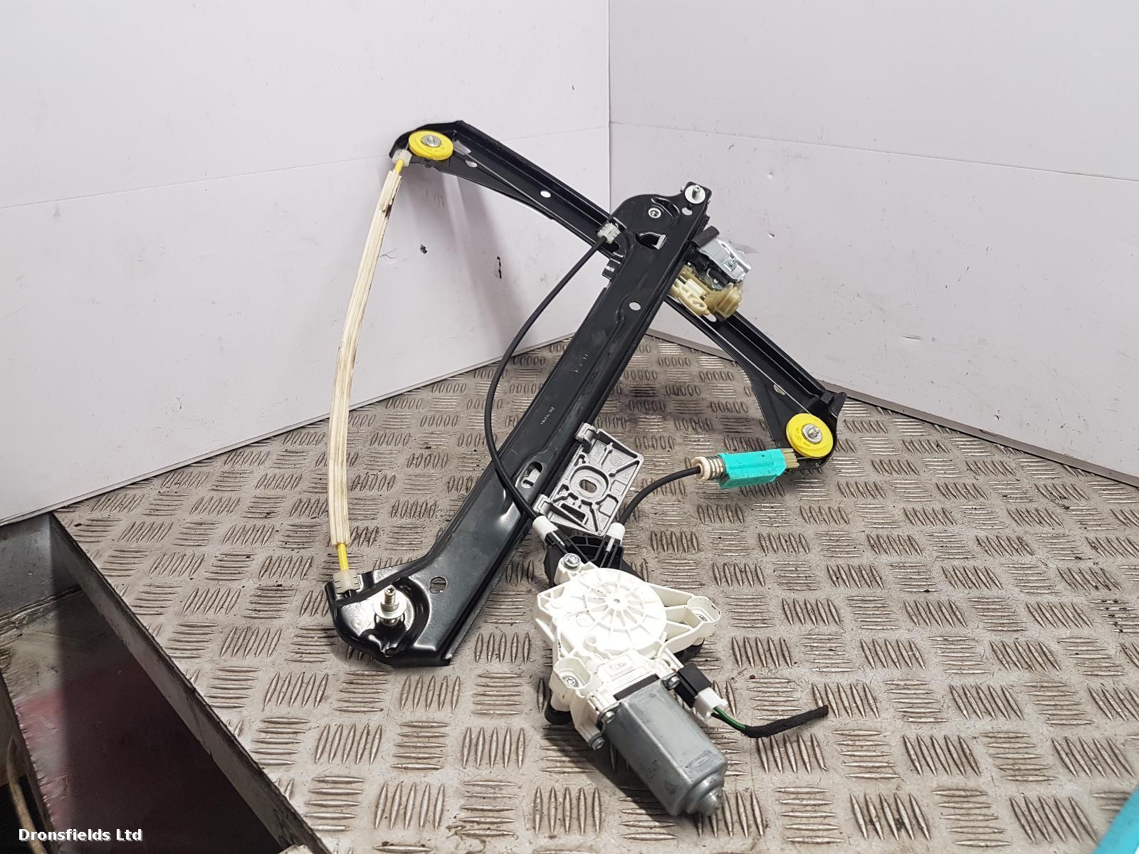 View Auto part RF Window Regulator Mercedes Cla 2023